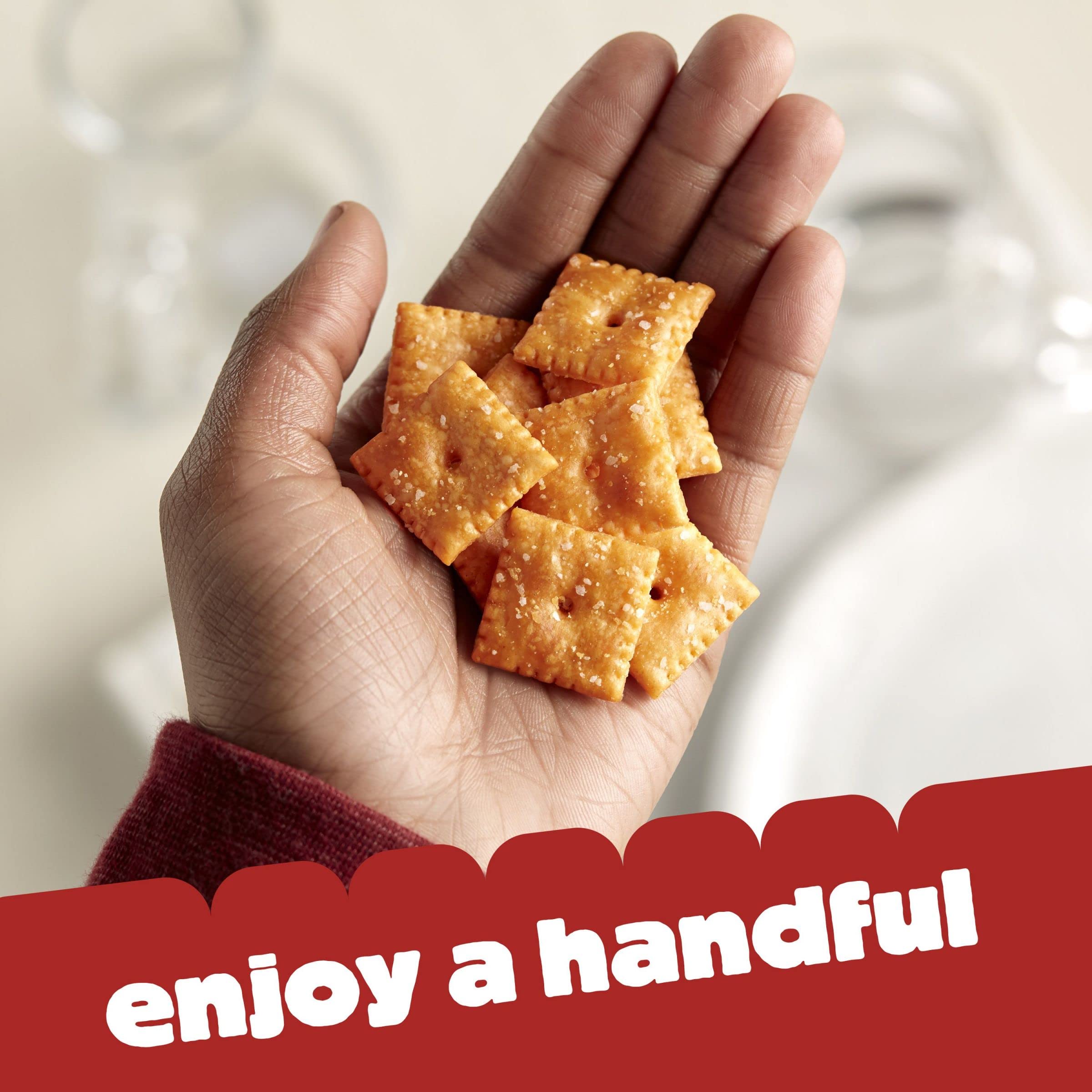 Cheez-It Original Baked Cheese Crackers - 12oz Box (12 Packs) | Crunchy Snacks for Lunch, Office, School & On-The-Go | Perfect for Parties, Road Trips & Movie Nights