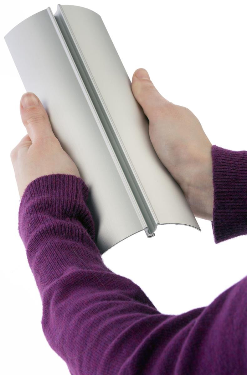 Displays2go Set of 2 Acrylic & Aluminum Tabletop Brochure Holders with 11x14 Sign Pocket - Perfect for Retail Displays, Trade Shows & Office Reception Areas