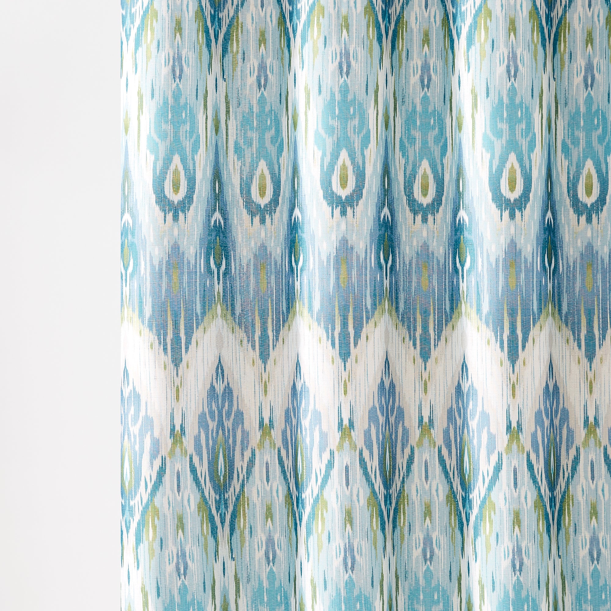 Stylish Ikat Drops Shower Curtain - Waterproof Bathroom Decor for Modern Homes - Perfect for Bathrooms, Guest Rooms & Spa Retreats