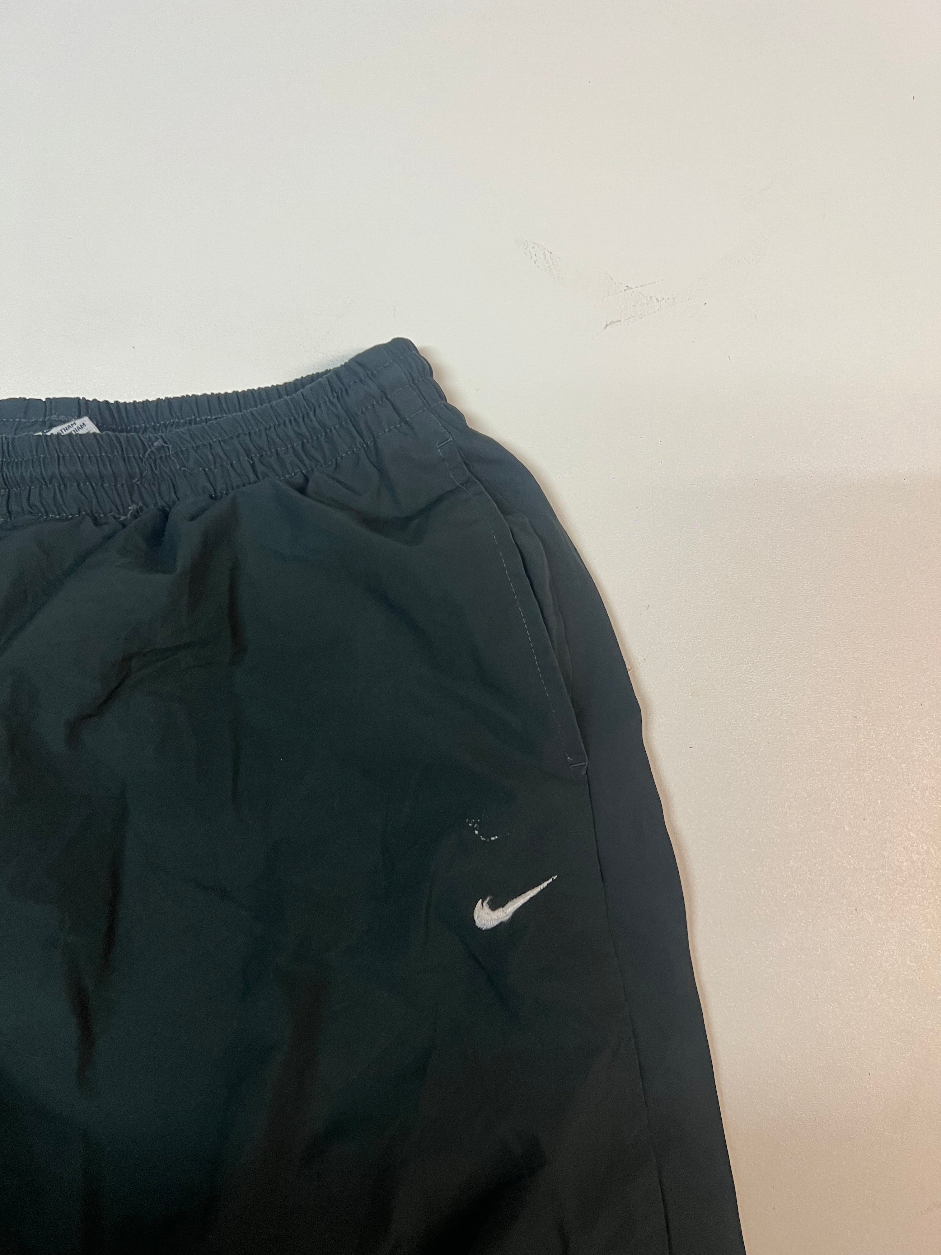 Vintage Nike Trackpants - Baggy M Fit S - 1898 Collection | Retro Athletic Joggers for Men | Perfect for Casual Wear, Street Style & 90s Fashion Outfits
