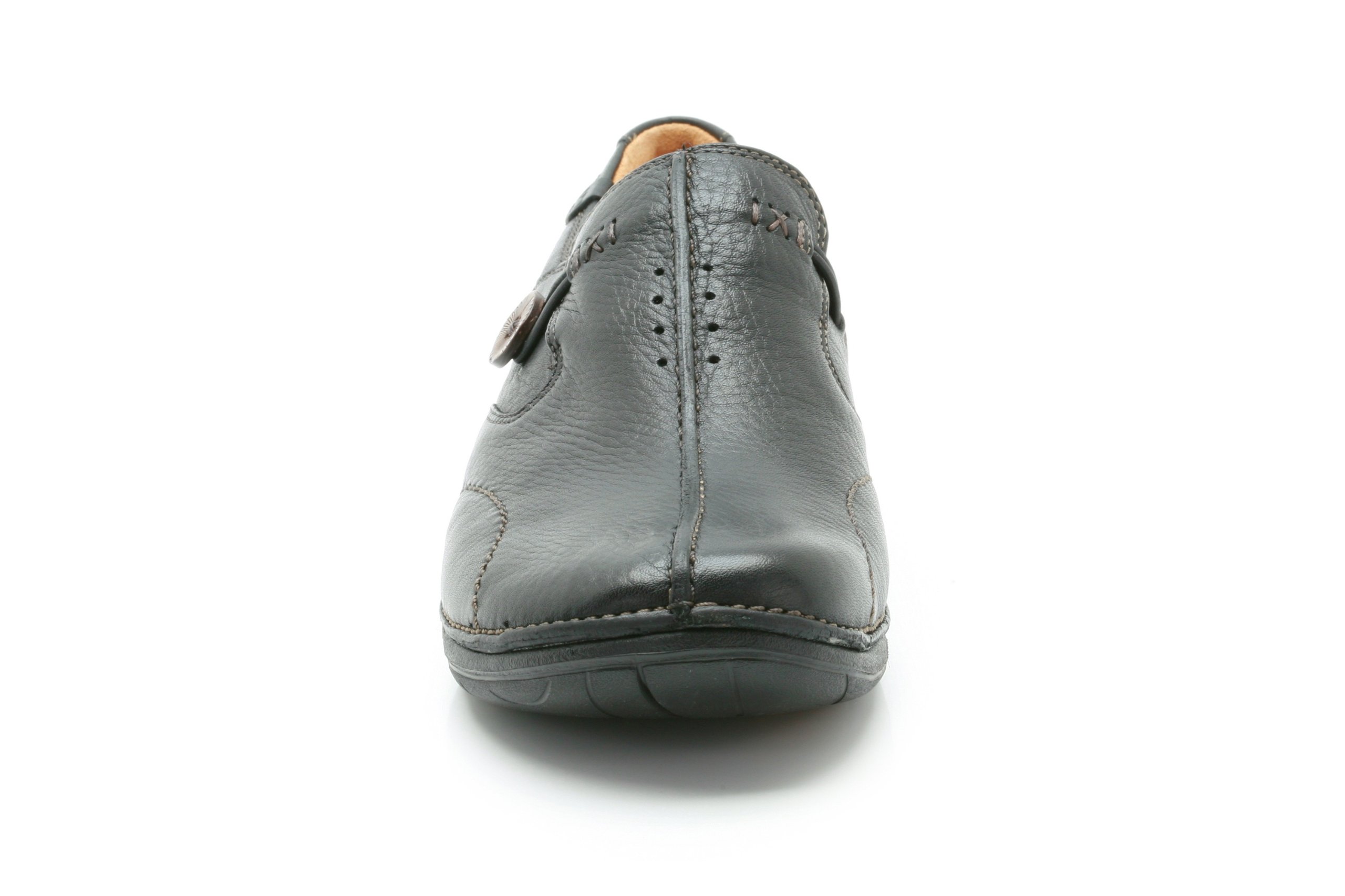 Clarks Women's Comfortable Leather Moccasin Loafers - Slip-On Casual Shoes for Work, Travel & Everyday Wear