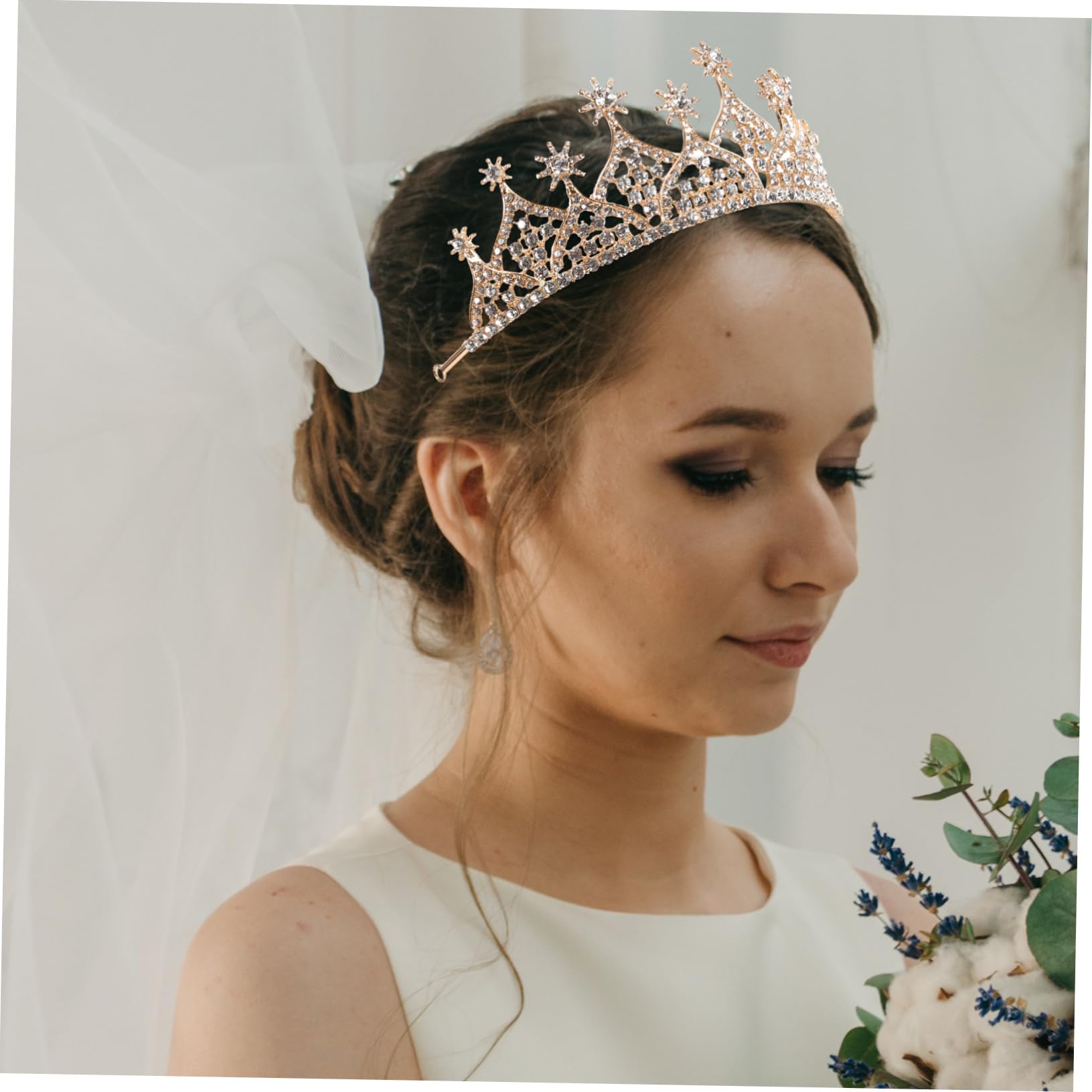 Sparkling Rhinestone Bridal Tiara for Women - Elegant Wedding Crown Headpiece with Alloy Hair Hoop - Perfect for Bridal Showers, Bachelorette Parties & Princess-Themed Birthdays