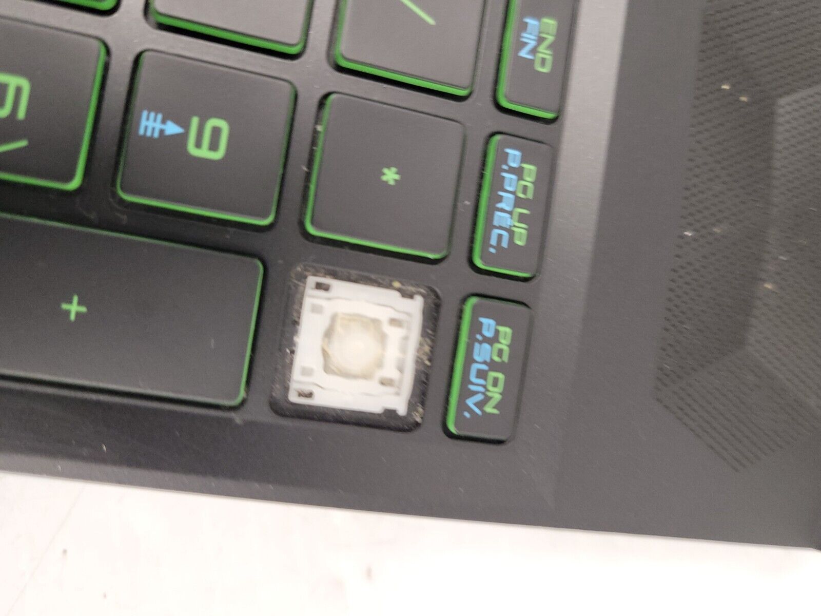 HP 15 EC1008CA Laptop - 15.6