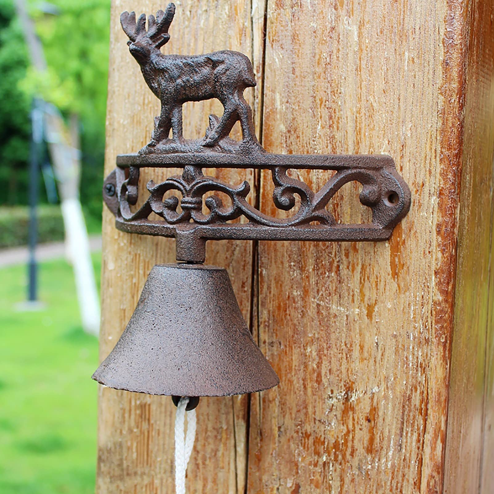 Elk Wall Mount Dinner Bell with Bracket - Cast Iron Hanging Craft Gift for Garden, Villa, Farm & Restaurant - Perfect for Welcome Hospitality & Outdoor Decor