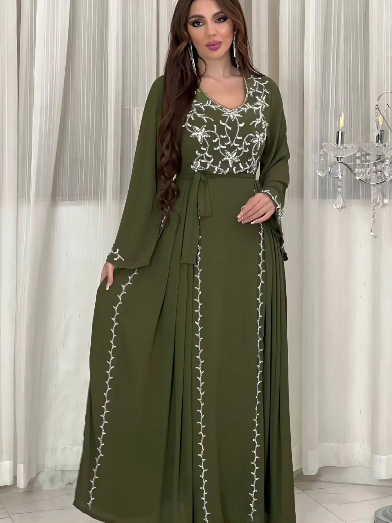 Elegant Eid Caftan Dress with Embroidery Applique - Perfect for Festive Celebrations & Special Occasions
