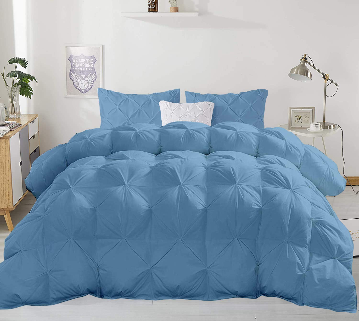 Premium 600 GSM All-Season Quilted Pinch Pintuck Pleated Comforter Set - King/Cal-King Size Light Blue Egyptian Cotton Duvet Insert with 2 Pillowcases | Luxury Bedding for Master Bedroom, Guest Room & Hotel Use