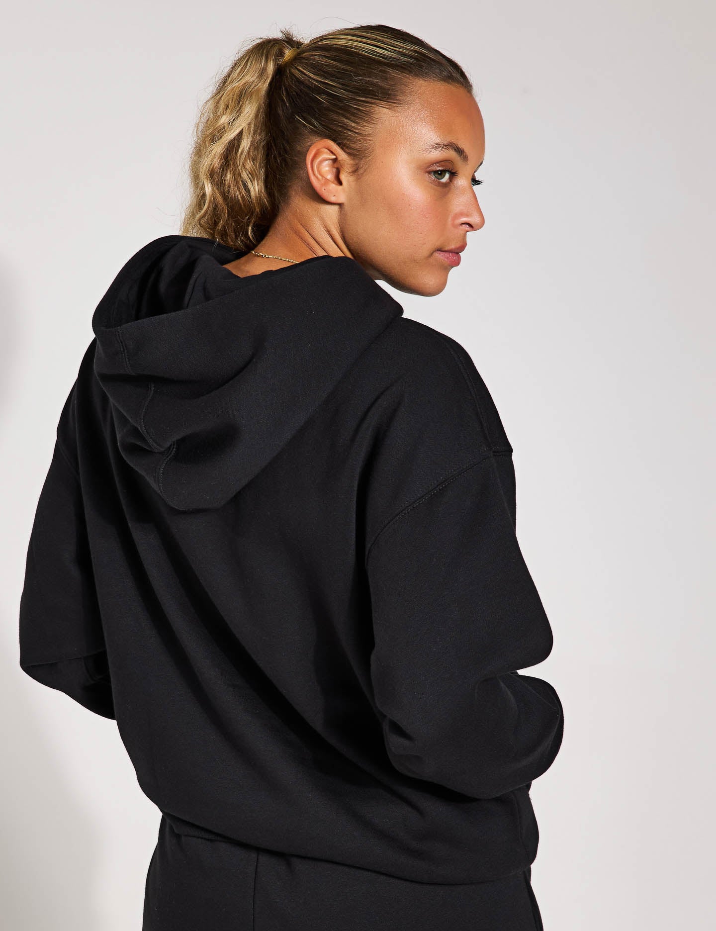 ALL SZN Fleece Loose Hoodie for Women & Men - Cozy Oversized Pullover Sweatshirt - Winter & Fall Fashion - Black - Perfect for Casual Wear, Lounging & Outdoor Activities
