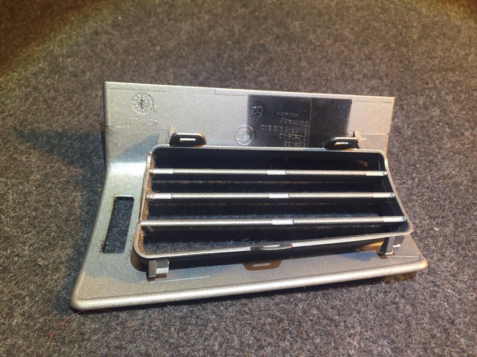 2002 2003 2004 2005 BMW 745i Front Right Passenger Side Air Vent Cover OEM 64226913340 - Perfect for Dashboard Repair & Interior Restoration
