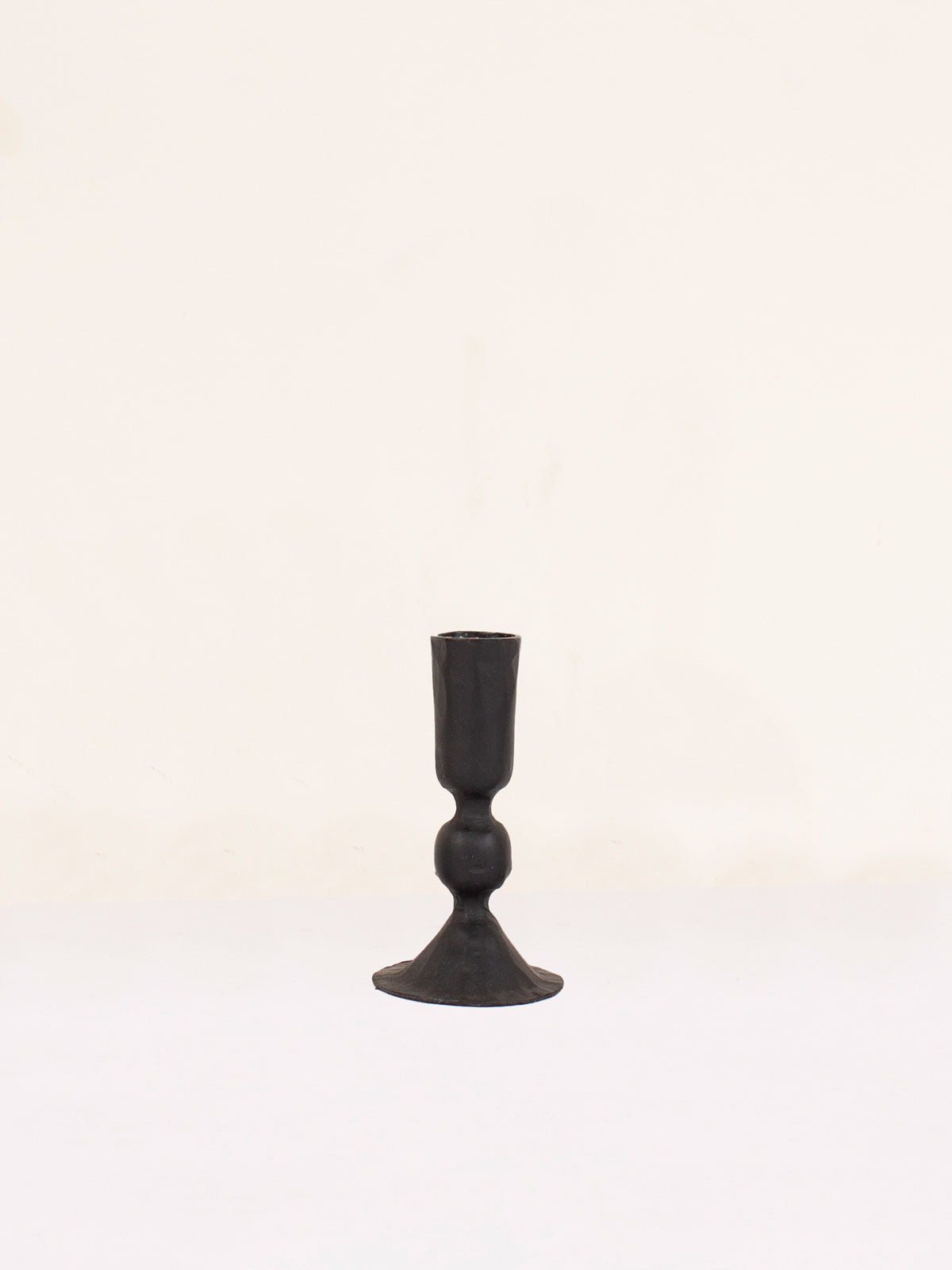 Elegant Black Candle Holder - Austen Style Home Decor for Dining Table, Wedding Centerpiece & Romantic Ambiance