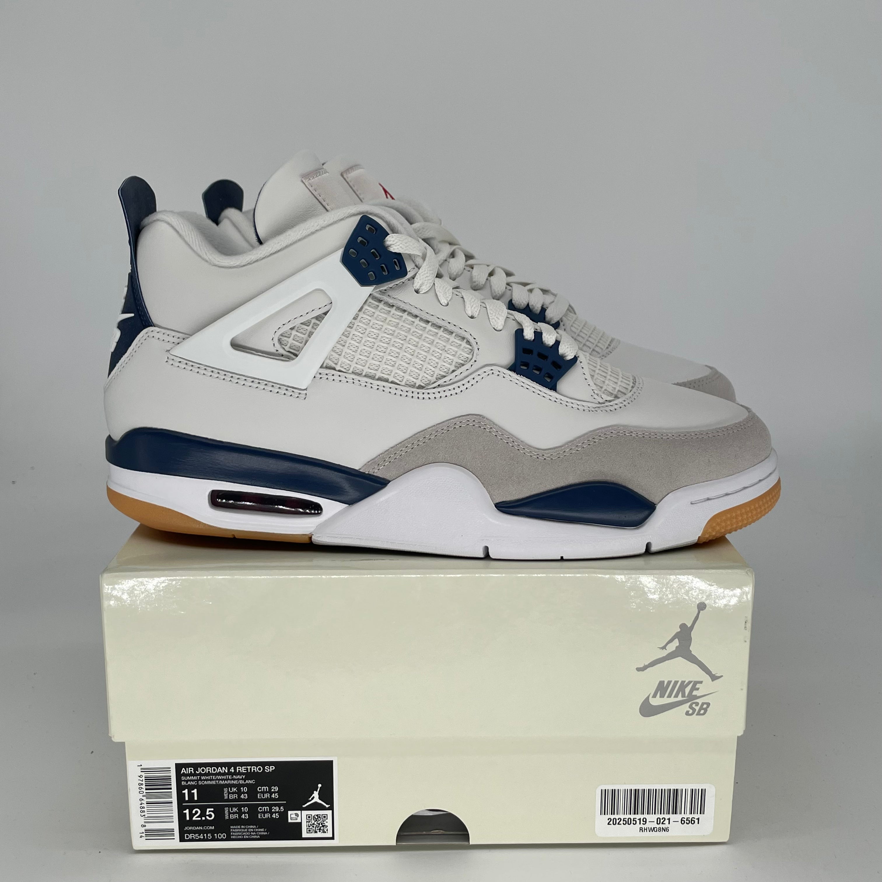 AIR JORDAN 4 SB NAVY Blue Sneakers - Men's Size 11 & Women's Size 12.5W - Style Code DR5415 - 100% Authentic - Perfect for Skateboarding, Streetwear Fashion & Sneaker Collectors