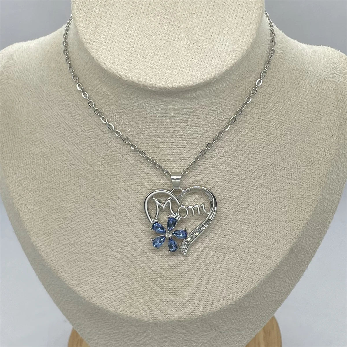 Dear Mom - Heartwarming Gifts for Mother's Day, Birthday & Special Occasions | Personalized Keepsakes & Thoughtful Presents for Mom - Perfect for Mother's Day, Christmas & Anniversaries