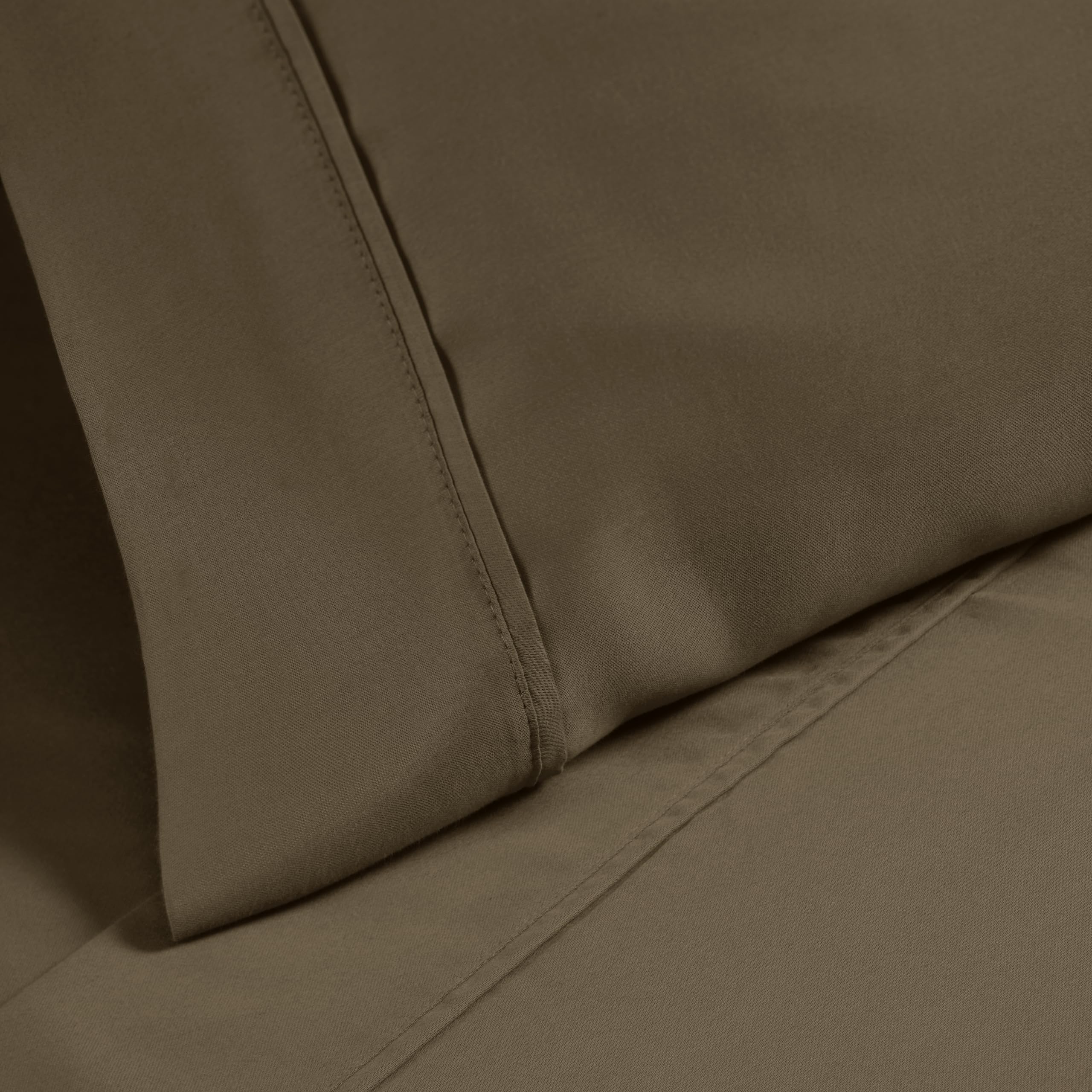 Premium 2-Piece Cotton Blend Pillowcase Set - Soft Solid Standard Size Bedding (20x26 inches) in Elegant Taupe | Perfect for Master Bedroom, Guest Room & Hotel Decor