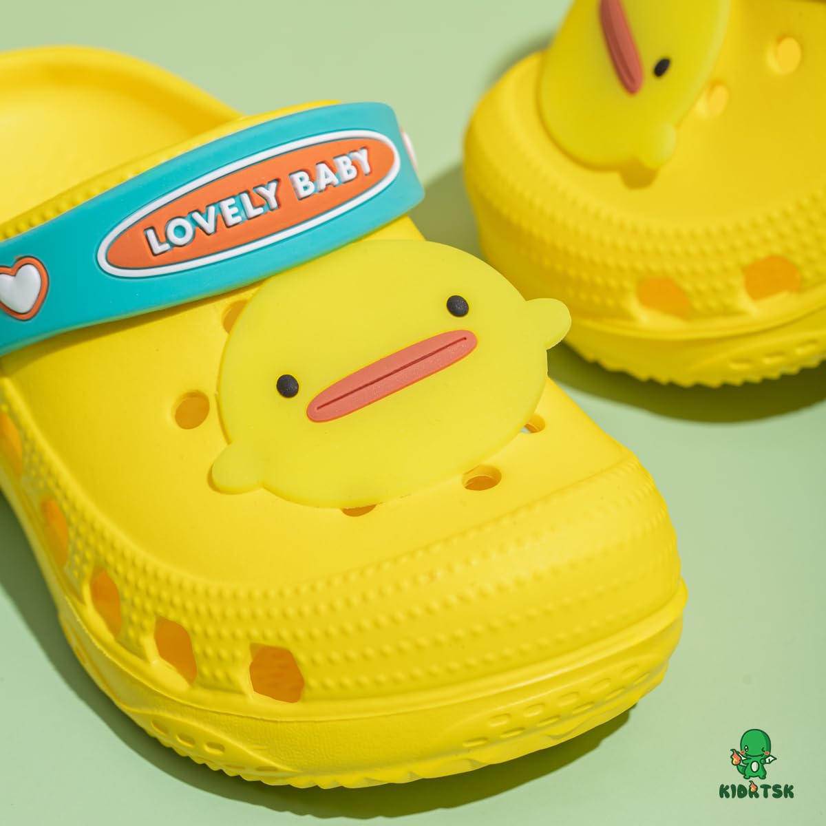 **Toddler Water Shoes for Boys & Girls - Lightweight Slip-On Sandals for Garden, Pool, Beach | Cute Summer Clogs for Outdoor Play & Swimming**    *(Ideal for toddlers playing in water, at the beach, by the pool, or in the garden—comfortable, quick-drying, and perfect for summer adventures!)*