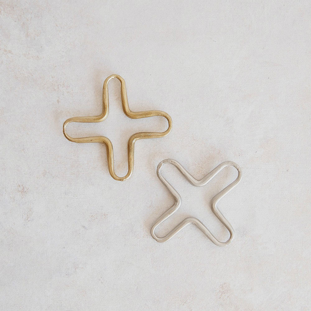 Hand Forged Trivet Set - 3-Piece Small Heat Resistant Trivets for Hot Pots & Pans - Perfect for Kitchen, Dining Table & Outdoor BBQ Use
