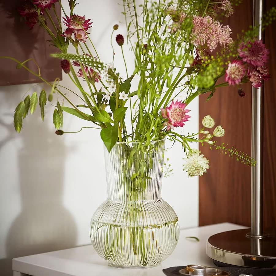 Elegant Ribbed Glass Vase - 17cm (6.6 Inch) Flower Vase for Roses, Tulips, Peonies & Daffodils - Perfect for Home Decor, Wedding Centerpieces & Tabletop Arrangements