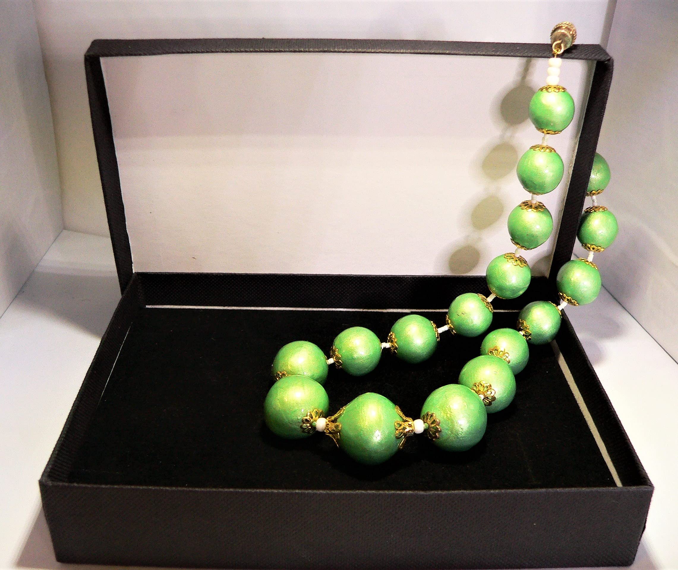 Stylish Ceramic Charm Ball Necklace for Women - Emerald Green Jewelry | Perfect for Casual Wear, Parties & Gift Giving
