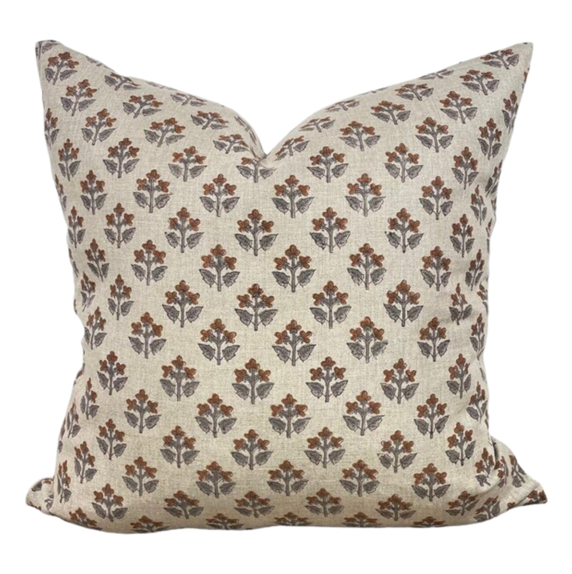 Stylish Moraga Floral Pillow Cover - Elegant Home Decor for Living Room, Bedroom & Sofa - Perfect for Boho Chic and Farmhouse Interior Design