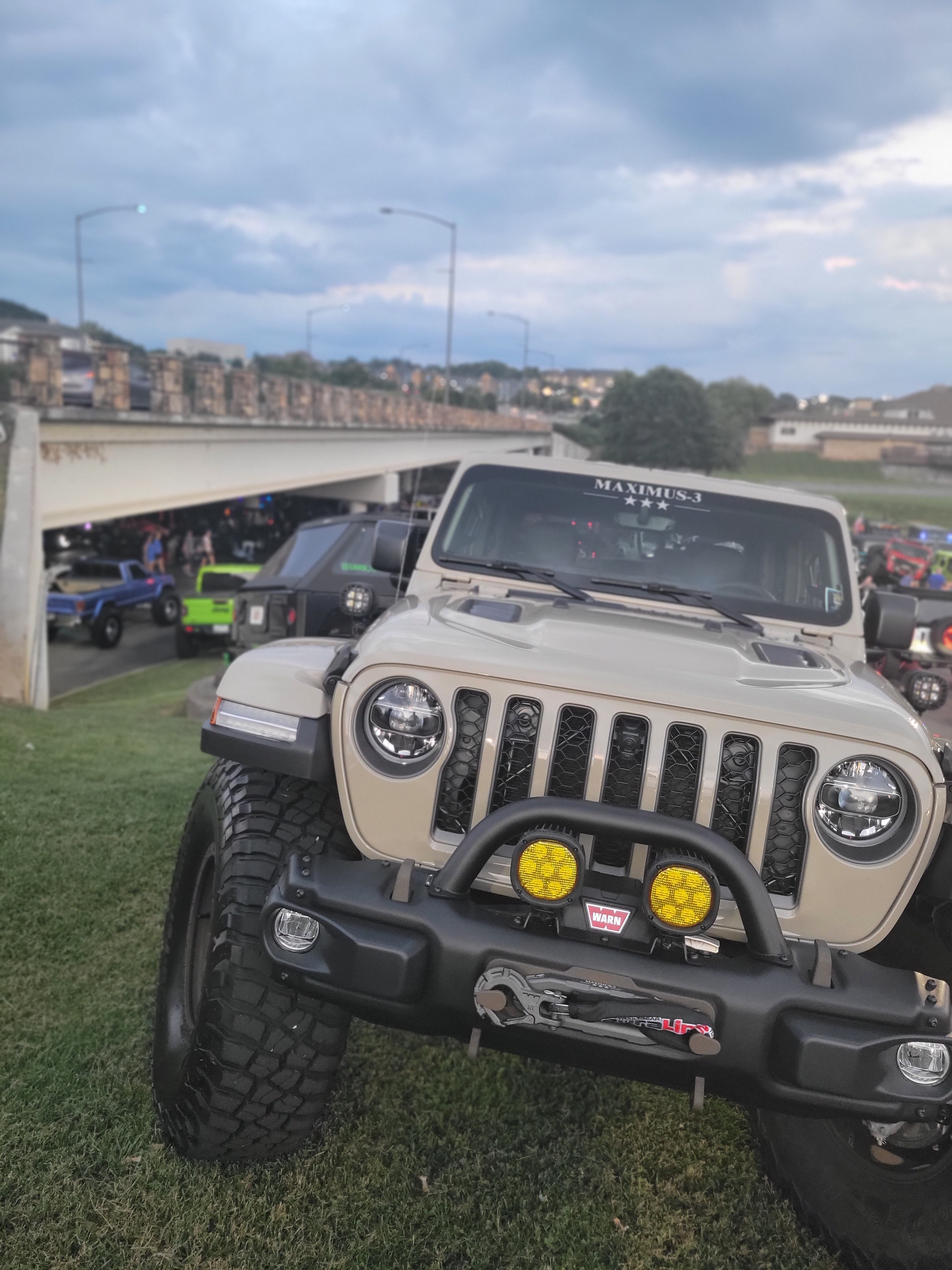 TYRI 1313 LED 8000 eLumen Off-Road Light Bar with Lens Cover & Harness - Perfect for Trucks, Jeeps, ATVs and Off-Road Adventures