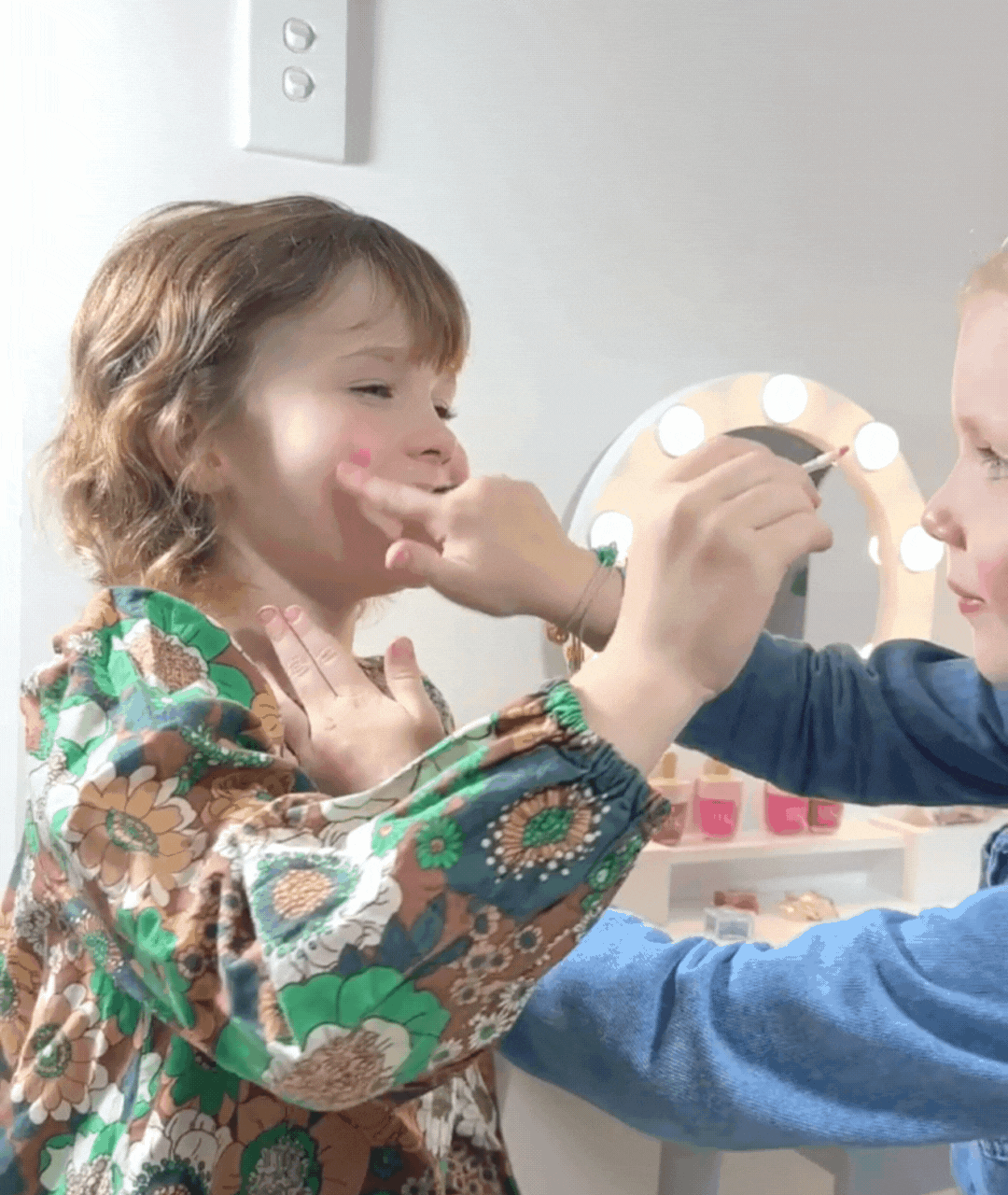 Non-Toxic Organic Kids Makeup Kit - Safe & Natural Cosmetic Set for Children - Perfect for Dress-Up, Birthday Parties & Creative Play