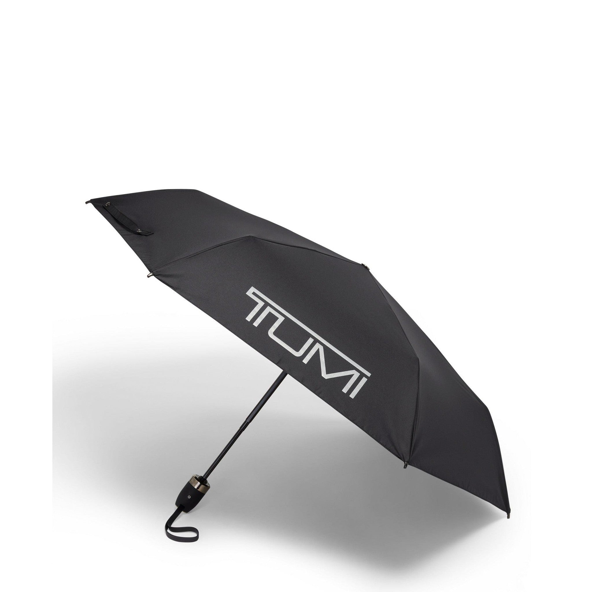 TUMI Medium Auto Close Umbrella - Windproof Compact Travel Umbrella for Men & Women - Perfect for Commuting, Business Trips & Outdoor Activities