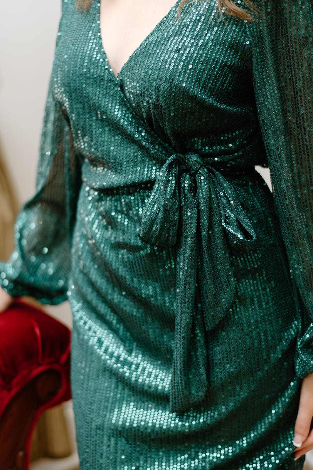 Elegant Green Sequin Tie Waist Party Dress for Women | Perfect for Evening Events, Cocktail Parties & Special Occasions