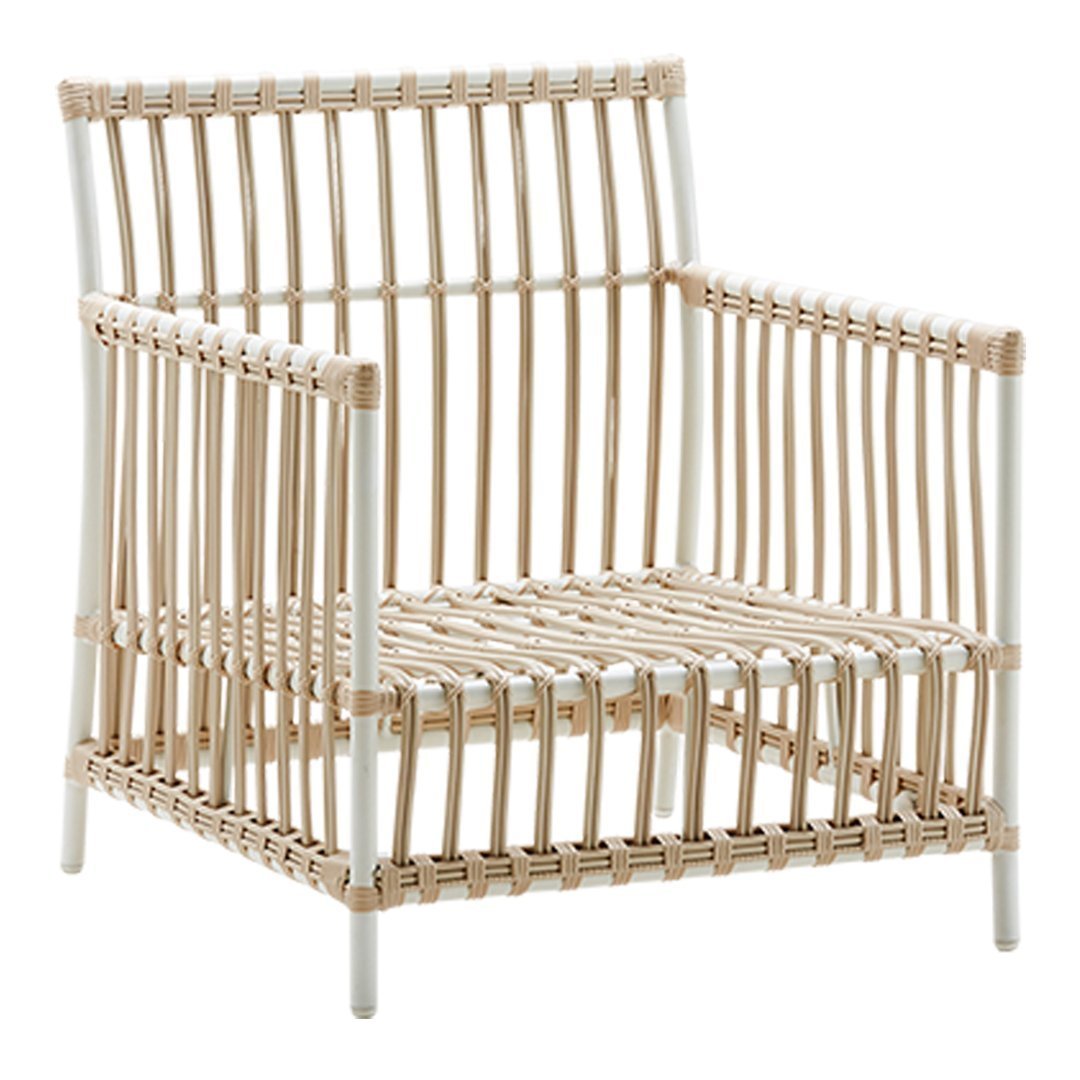 Premium Caroline Outdoor Lounge Chair - Weather-Resistant, Comfortable Patio Furniture for Garden, Poolside & Backyard Relaxation