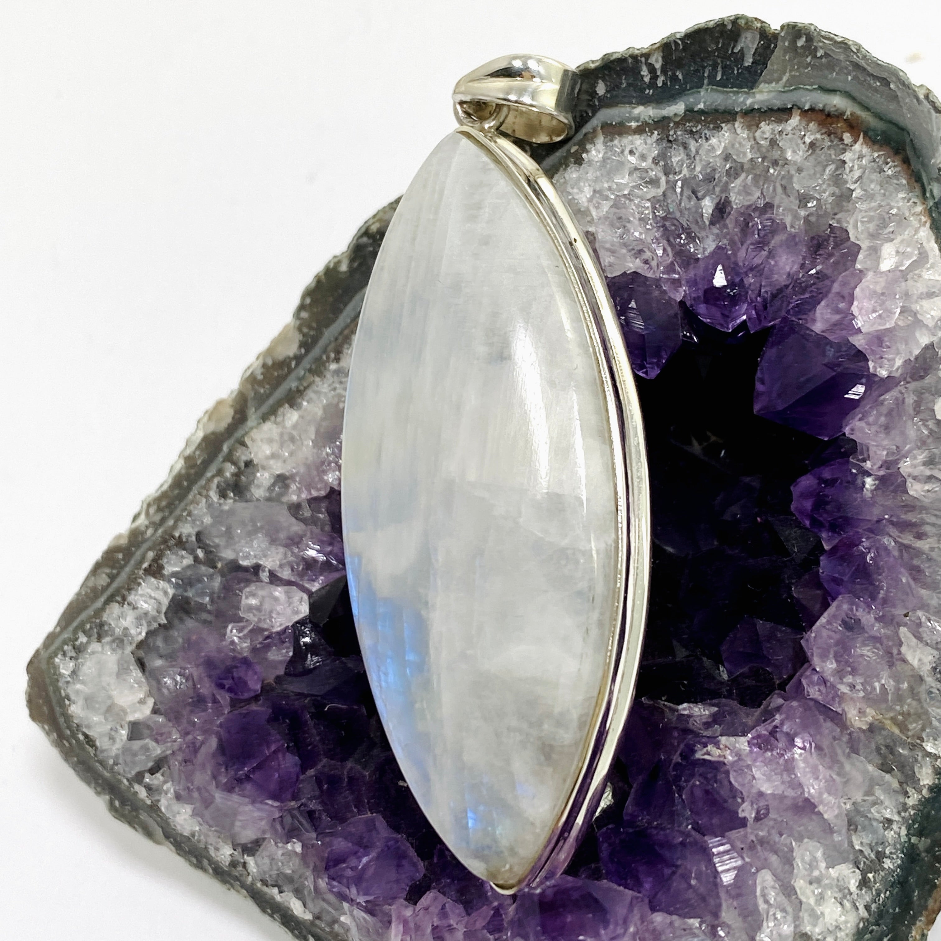 Moonstone Marquise Cabochon Pendant Necklace - 925 Sterling Silver Jewelry for Women - Perfect for Weddings, Parties & Everyday Wear