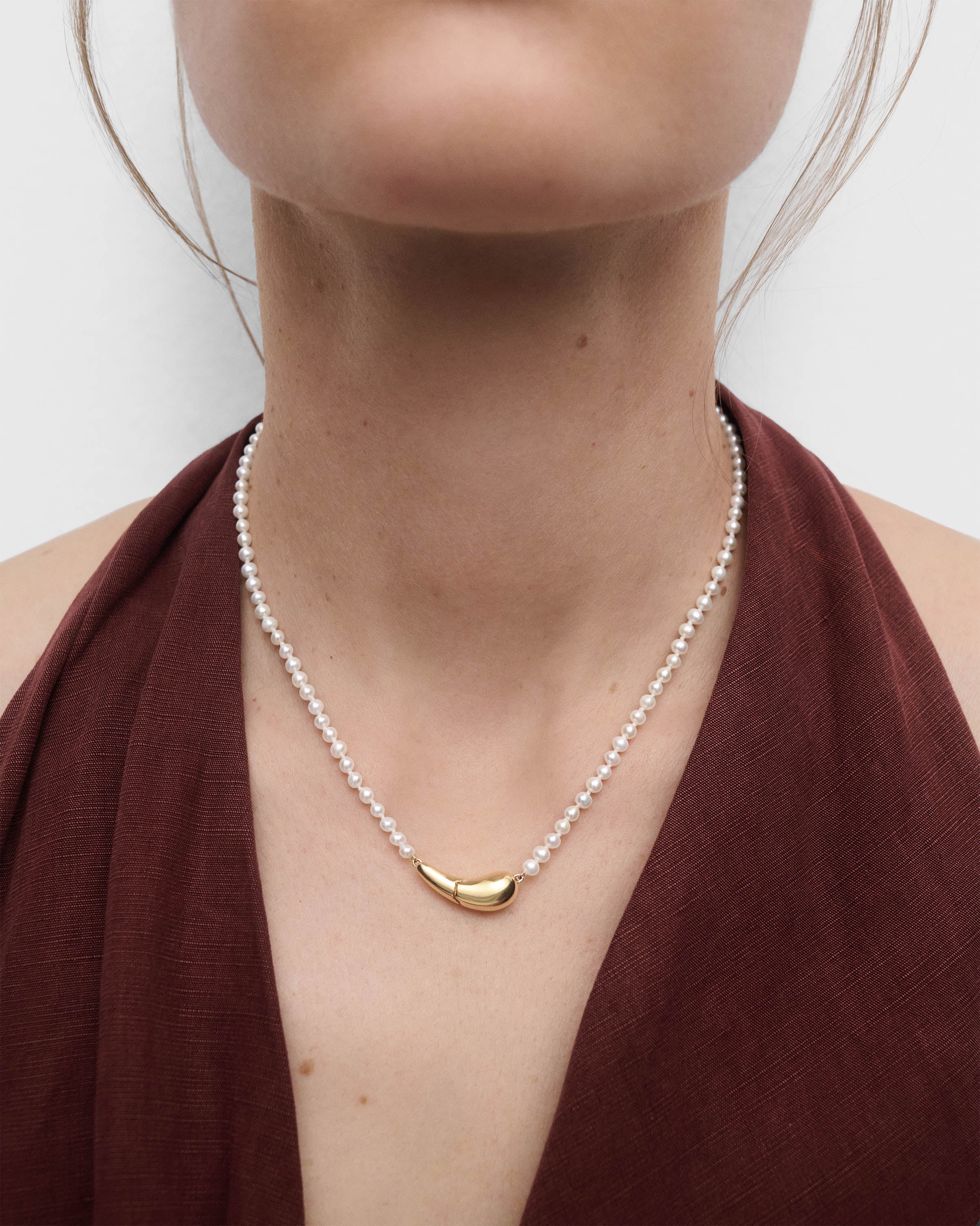 La Perla Essential Necklace - Elegant Minimalist Gold Pendant for Women | Perfect for Everyday Wear, Date Nights & Special Occasions