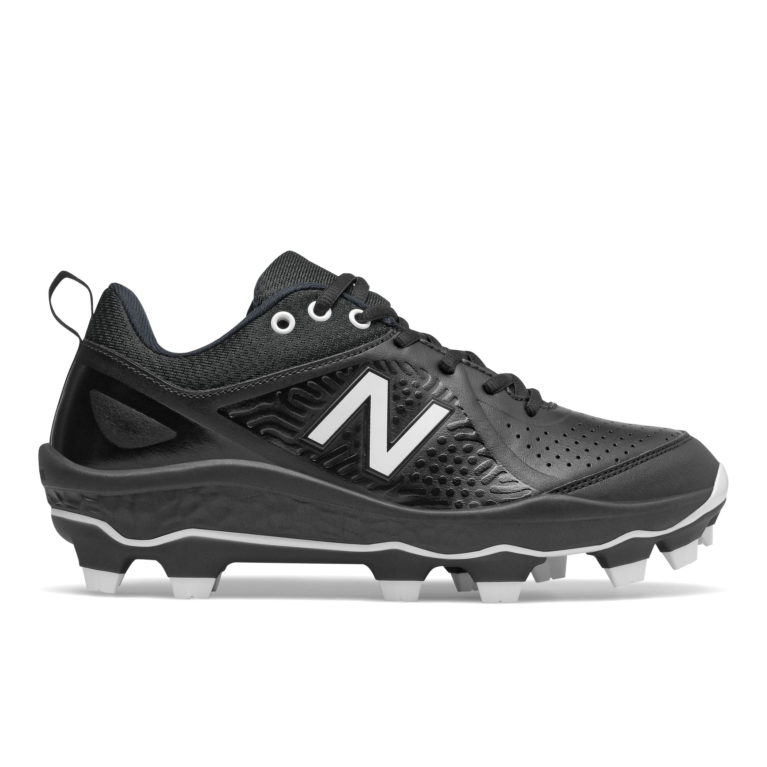 New Balance Fresh Foam Velo v2 Molded Women's Soccer Cleats - Lightweight Comfort for Training & Matches
