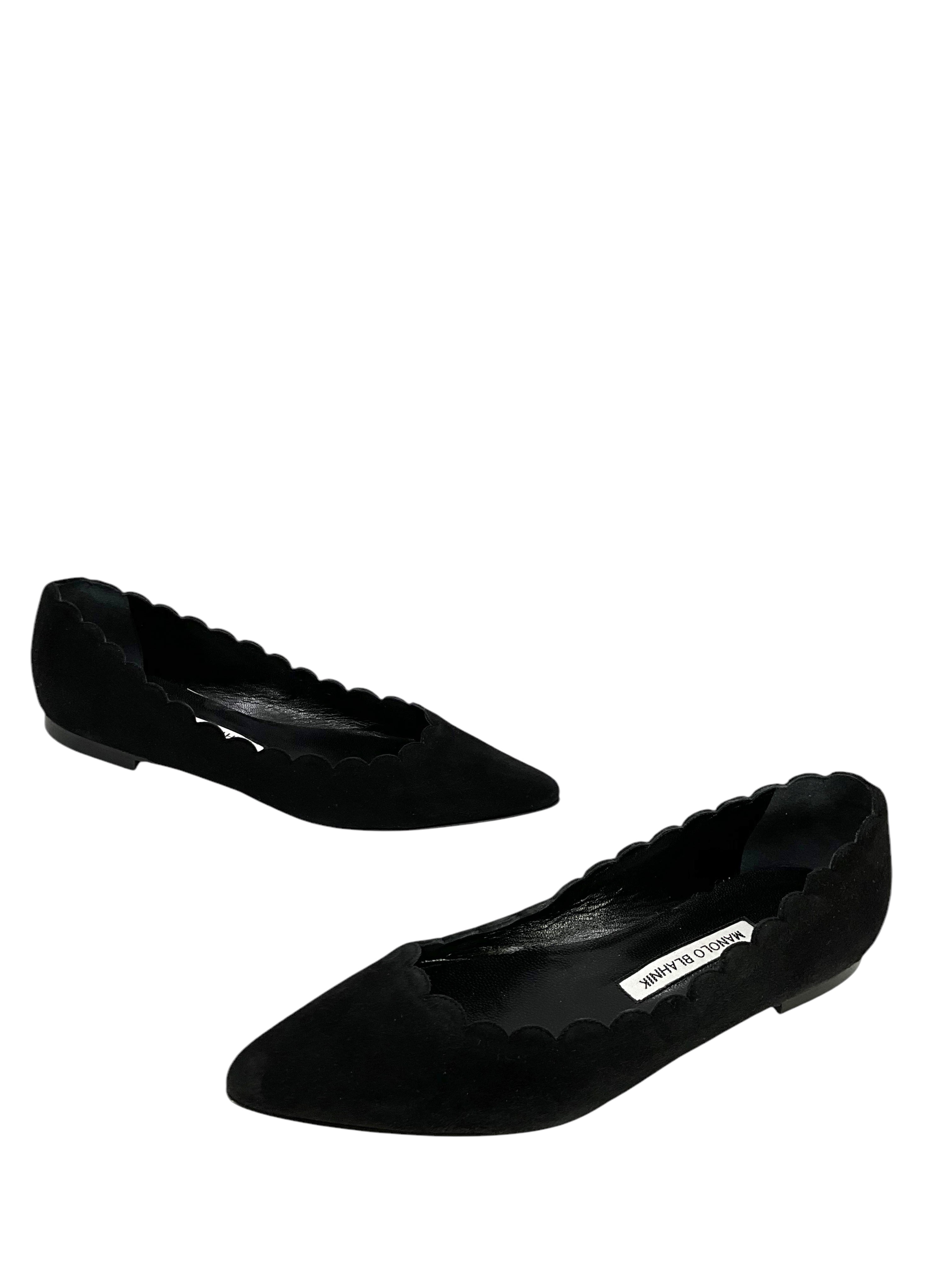 Manolo Blahnik Scalloped Suede Point Toe Flats Women's Size 8 | Comfortable & Stylish Ballet Flats for Work, Office & Casual Wear