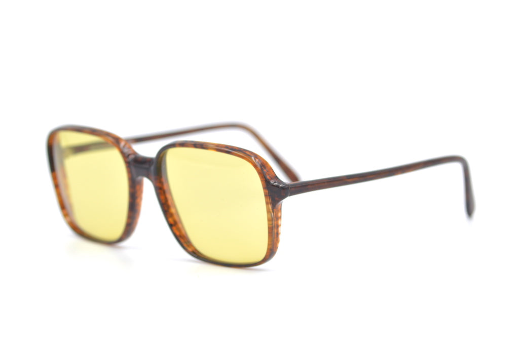 Luxottica 500 L7 Sunglasses - Polarized UV Protection Aviator Style for Men & Women - Perfect for Driving, Travel, and Outdoor Activities