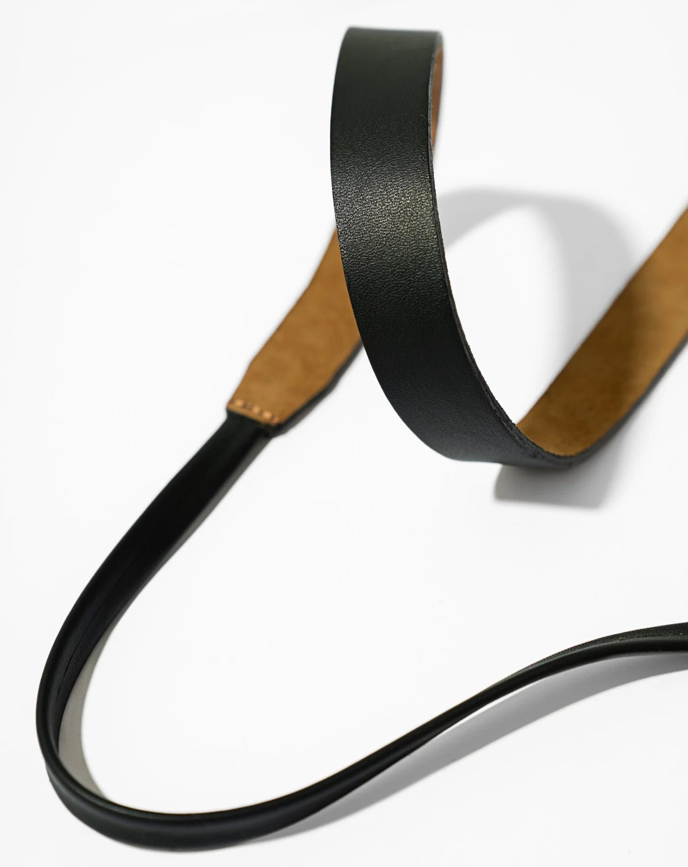Slim Genuine Leather Belt for Women & Men - Stylish Waist Cincher for Jeans, Dresses & Formal Wear | Adjustable Fashion Accessory for Everyday Outfits