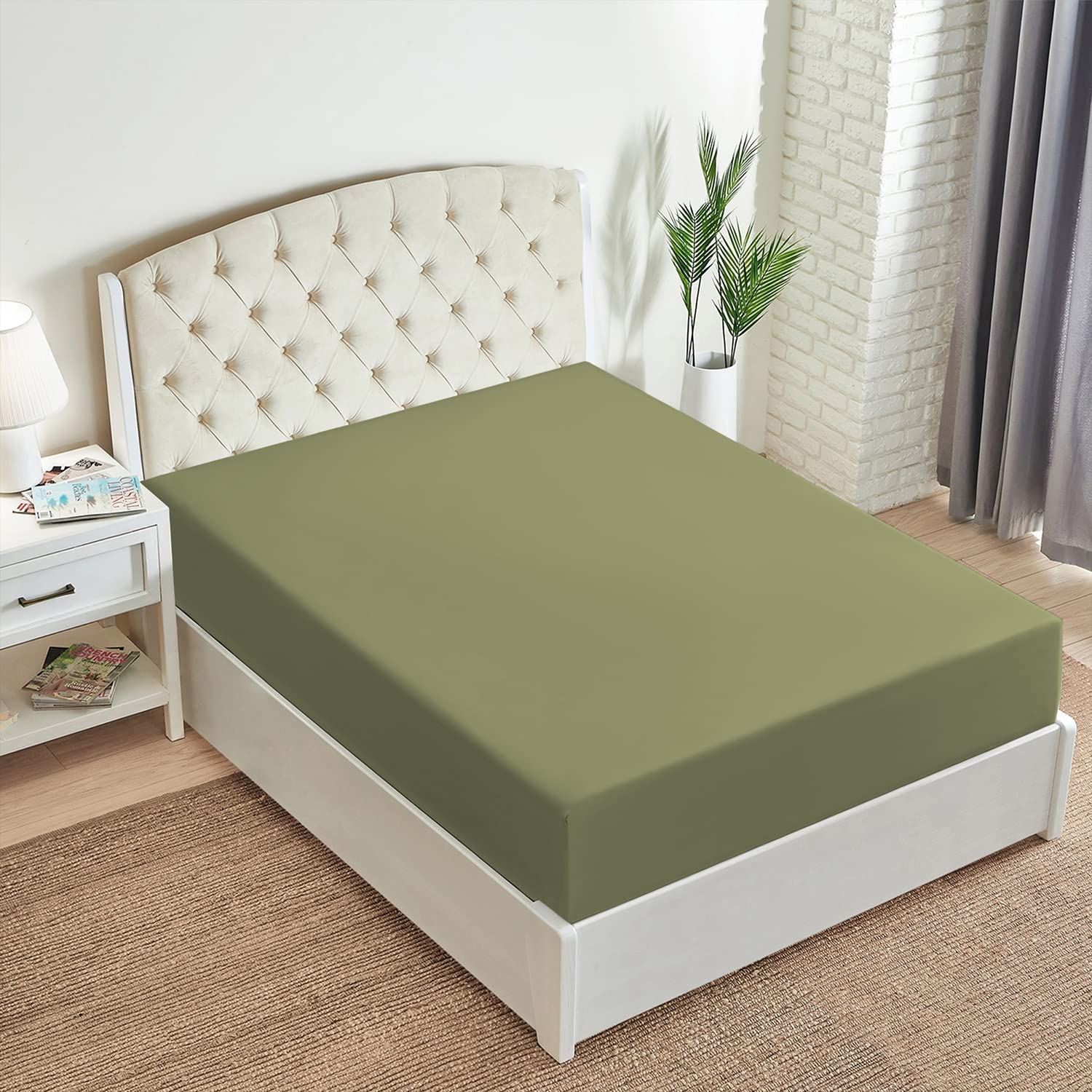 Mellanni King Size Fitted Sheet - Ultra Soft & Cooling Bedding with 16 Inch Deep Pocket - Wrinkle, Fade & Stain Resistant - Sage Green - Perfect for Master Bedroom, Guest Room & Vacation Homes