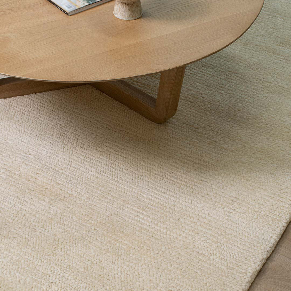 Premium Handmade Himalayan Rug (Ivory) - Authentic Wool Carpet for Living Room, Bedroom & Home Decor - Soft & Durable Floor Covering for Cozy Interior Design
