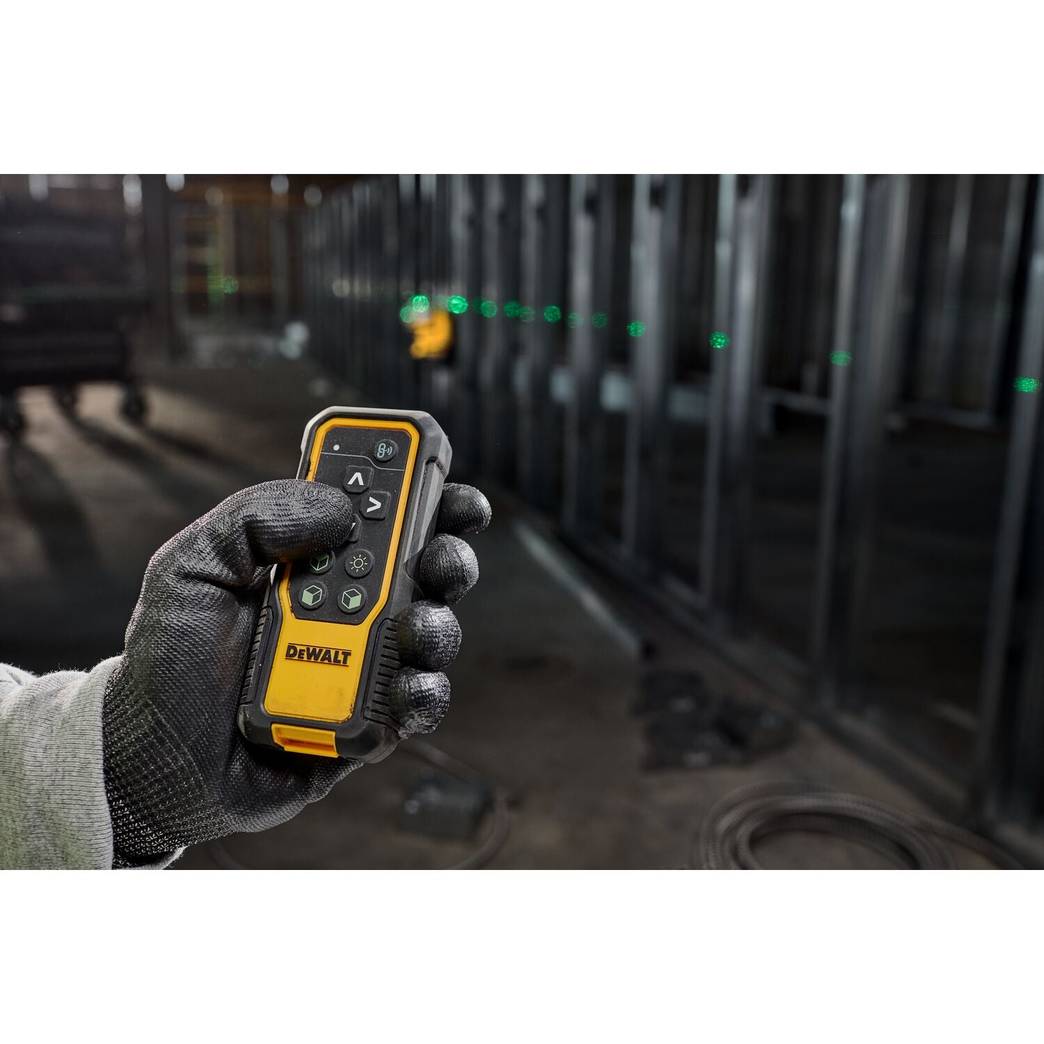 DEWALT DCLE34035D1 20V MAX XR Remote Control 360 Degree Line Laser Level Kit - Perfect for Construction, Remodeling, and DIY Projects