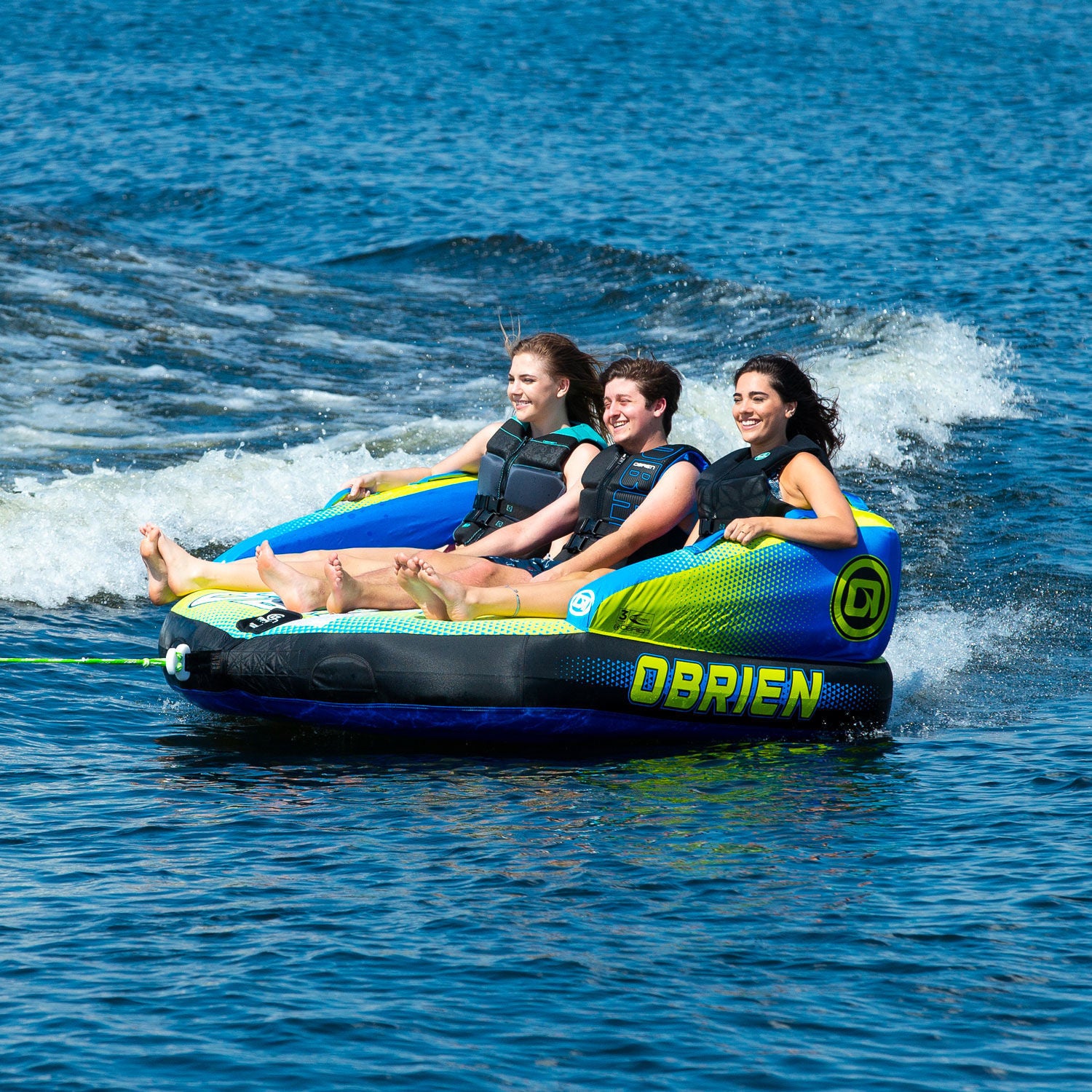 O'Brien Baller 3 Soft Top Towable Tube - 3 Person Inflatable Water Tube for Boating & Lake Fun - Perfect for Family, Friends & Summer Water Sports Activities