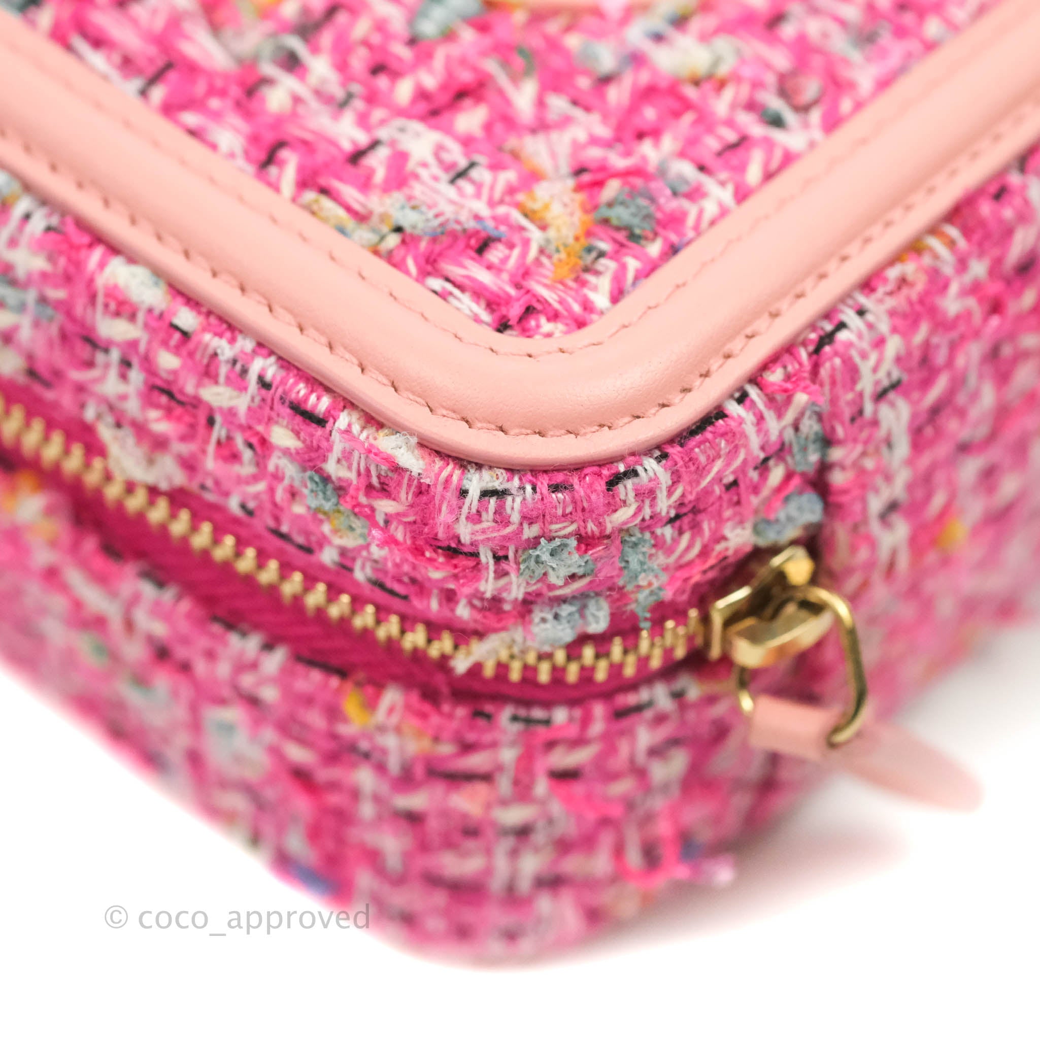 Chanel CC Filigree Vanity Clutch With Chain - Pink Tweed Crossbody Bag for Women | Luxury Designer Clutch Purse for Evening Parties, Weddings & Special Occasions