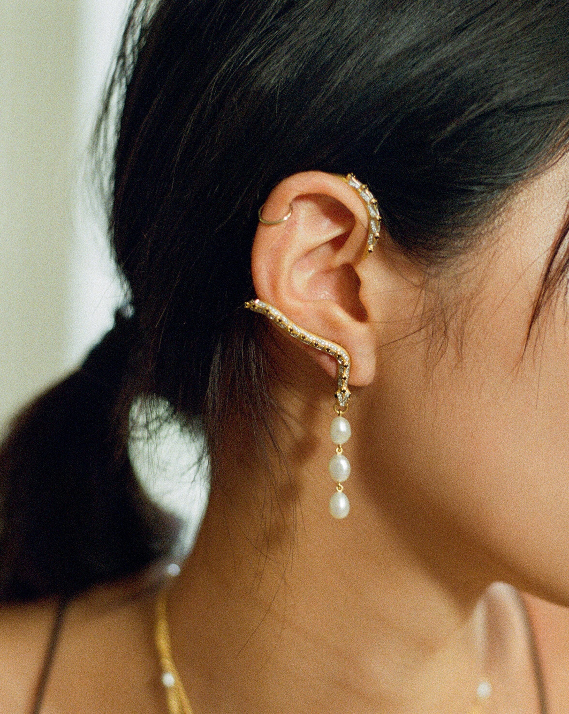 Harris Reed Pearl Serpent Ear Cuff - 18k Gold Plated Pearl Earring for Women | Elegant Statement Jewelry for Parties, Weddings & Special Occasions