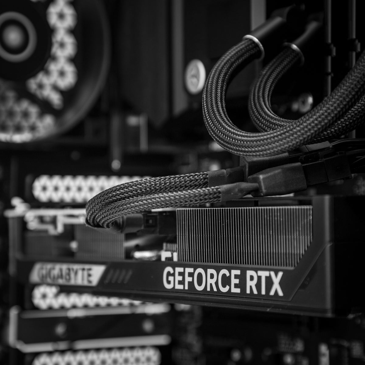 Ascend Creator Core i7 14700F 32GB RAM 2TB SSD RTX 5070 High-Performance Workstation PC for 3D Rendering, Video Editing & Gaming