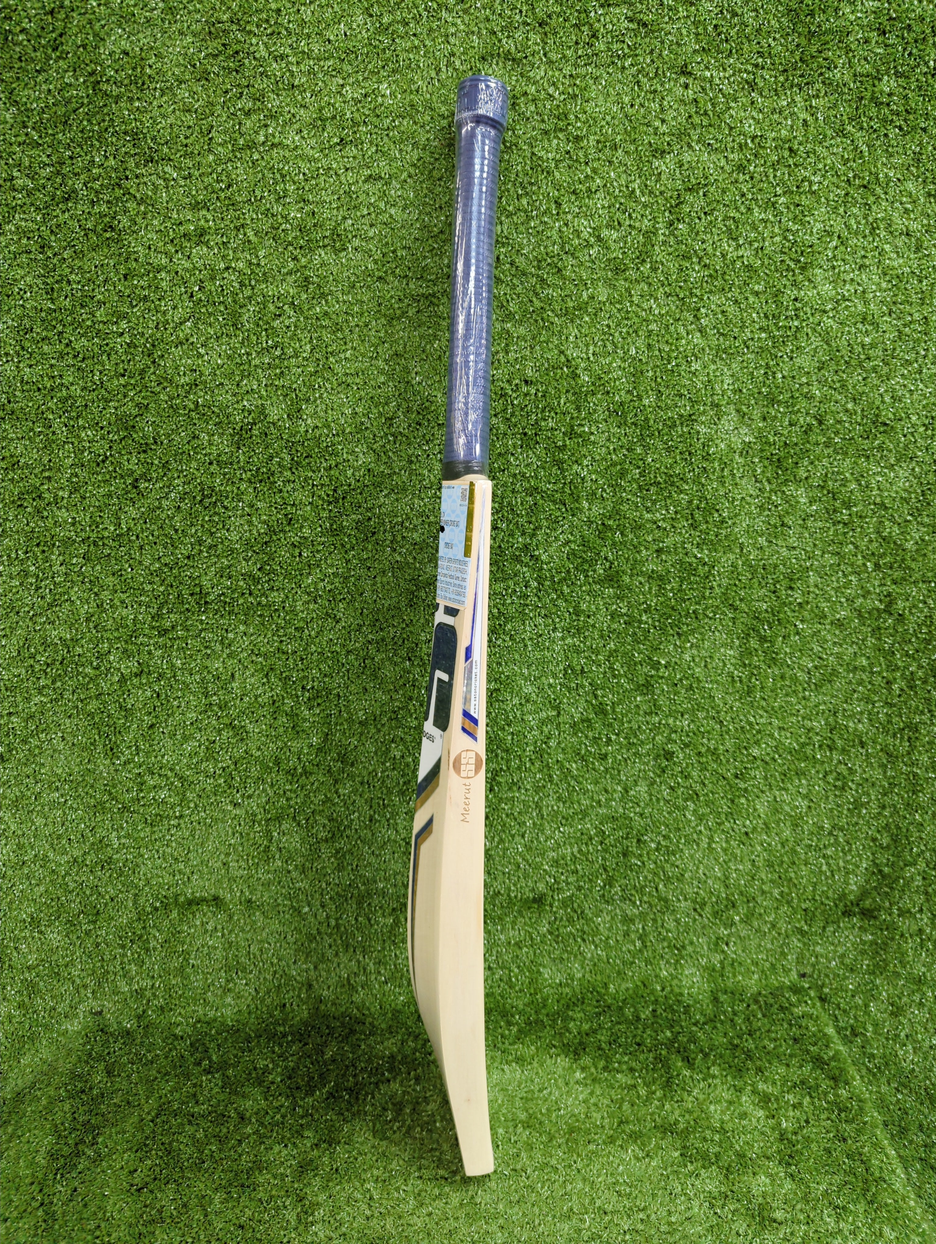 Premium SS Sky Players Harrow English Willow Cricket Bat - Lightweight & Durable for Professional Matches & Practice Sessions