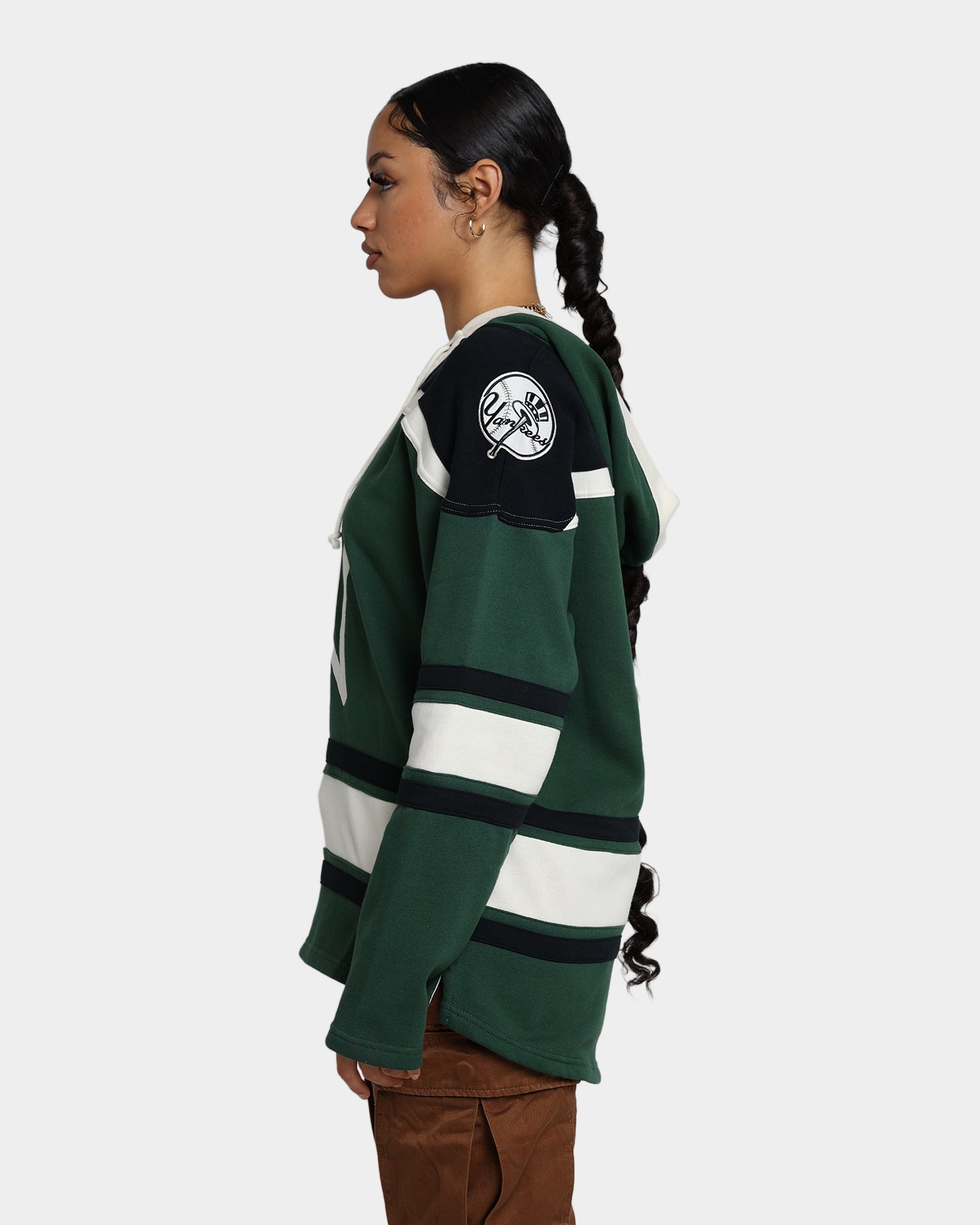 47 Brand New York Yankees Superior Lacer Hoodie for Men - Dark Green Pullover Sweatshirt with Adjustable Drawstring Hood - Perfect for Baseball Games, Casual Wear & Outdoor Activities