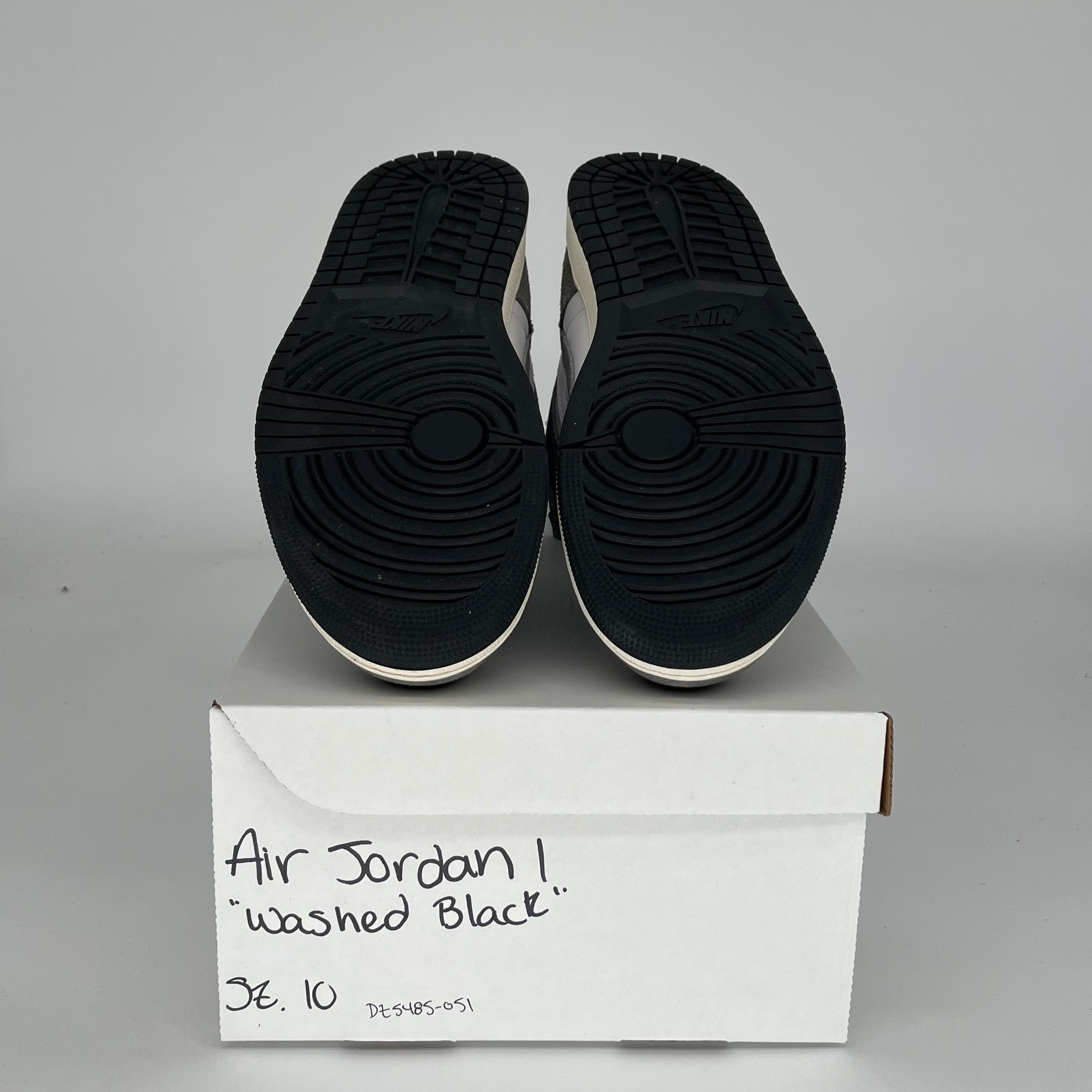 AIR JORDAN 1 Retro High OG 