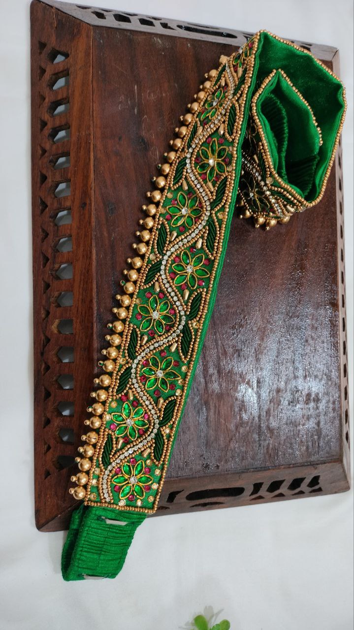 Elegant Green Saree Belt with Stone Embellishments - Perfect for Indian Weddings, Festivals & Ethnic Fashion Outfits