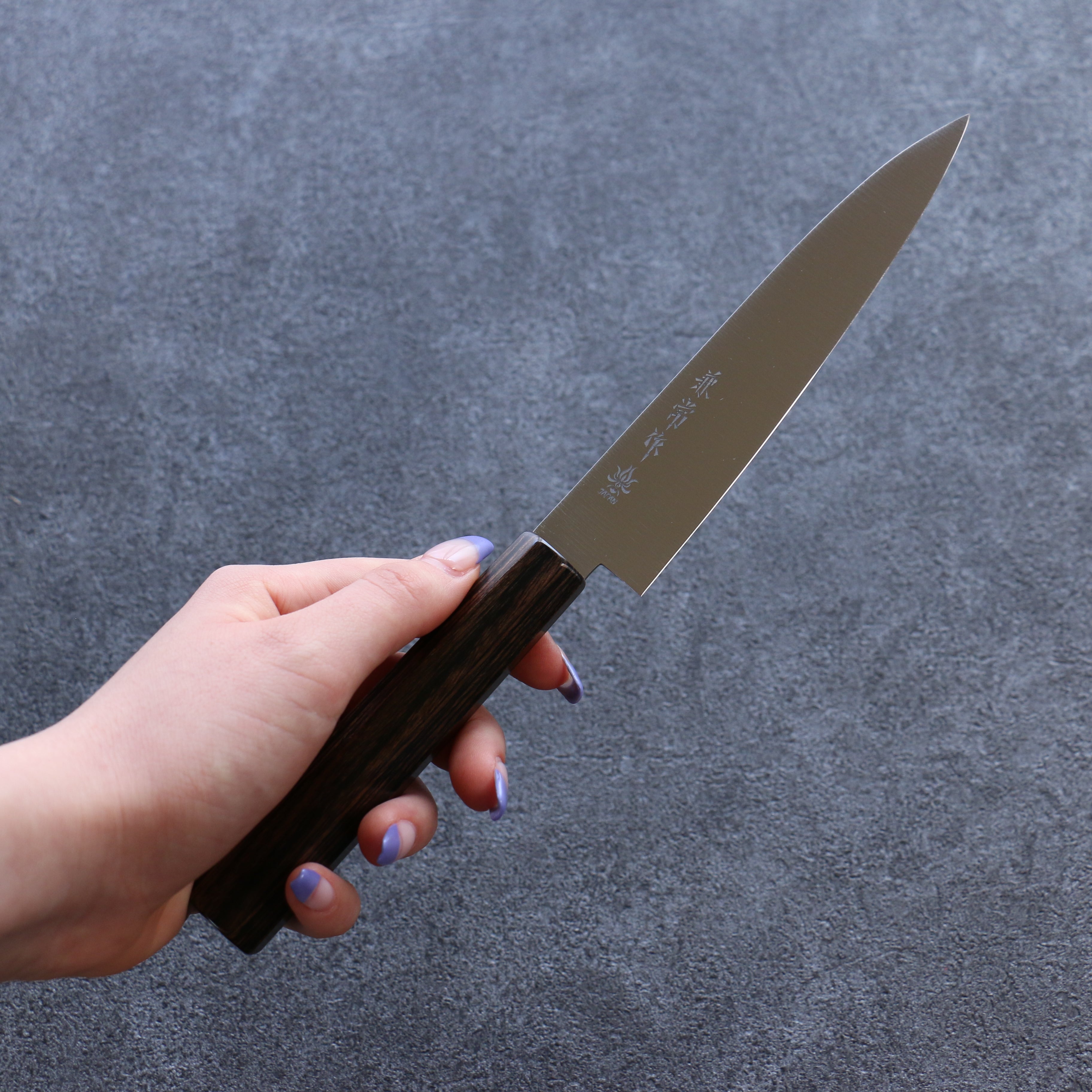 Kanetsune Ichizu VG10 Stainless Steel Petty Utility Knife 135mm - Brown Pakka Wood Handle - Perfect for Slicing Fruits, Vegetables & Small Kitchen Tasks