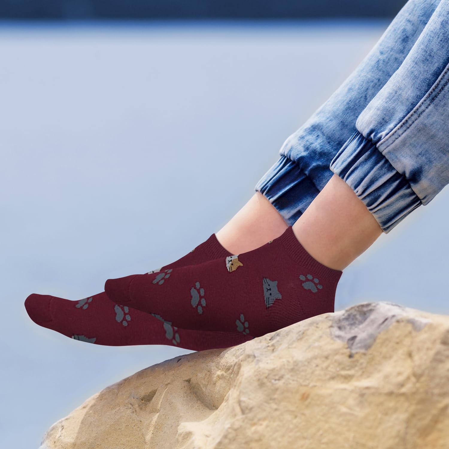 KONY Women's 5 Pairs Lightweight Cotton Low Cut Ankle Socks - Fun Novelty Socks for Teen Girls (Size 6-10) - Perfect for School, Sports & Casual Wear