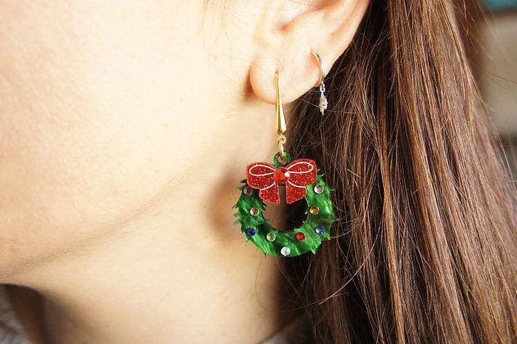 Laliblue Christmas Wreath Earrings - Festive Holiday Jewelry for Women, Dainty Xmas Tree Earrings for Party, Gift & Winter Fashion Accessories