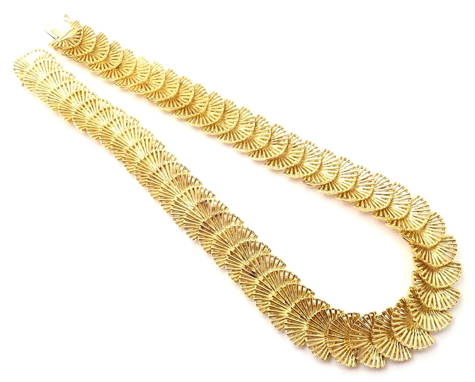 Authentic Vintage Tiffany & Co 18k Yellow Gold Fan Shell Link Necklace - Rare Luxury Jewelry for Women, Perfect Gift for Anniversary, Birthday & Special Occasions