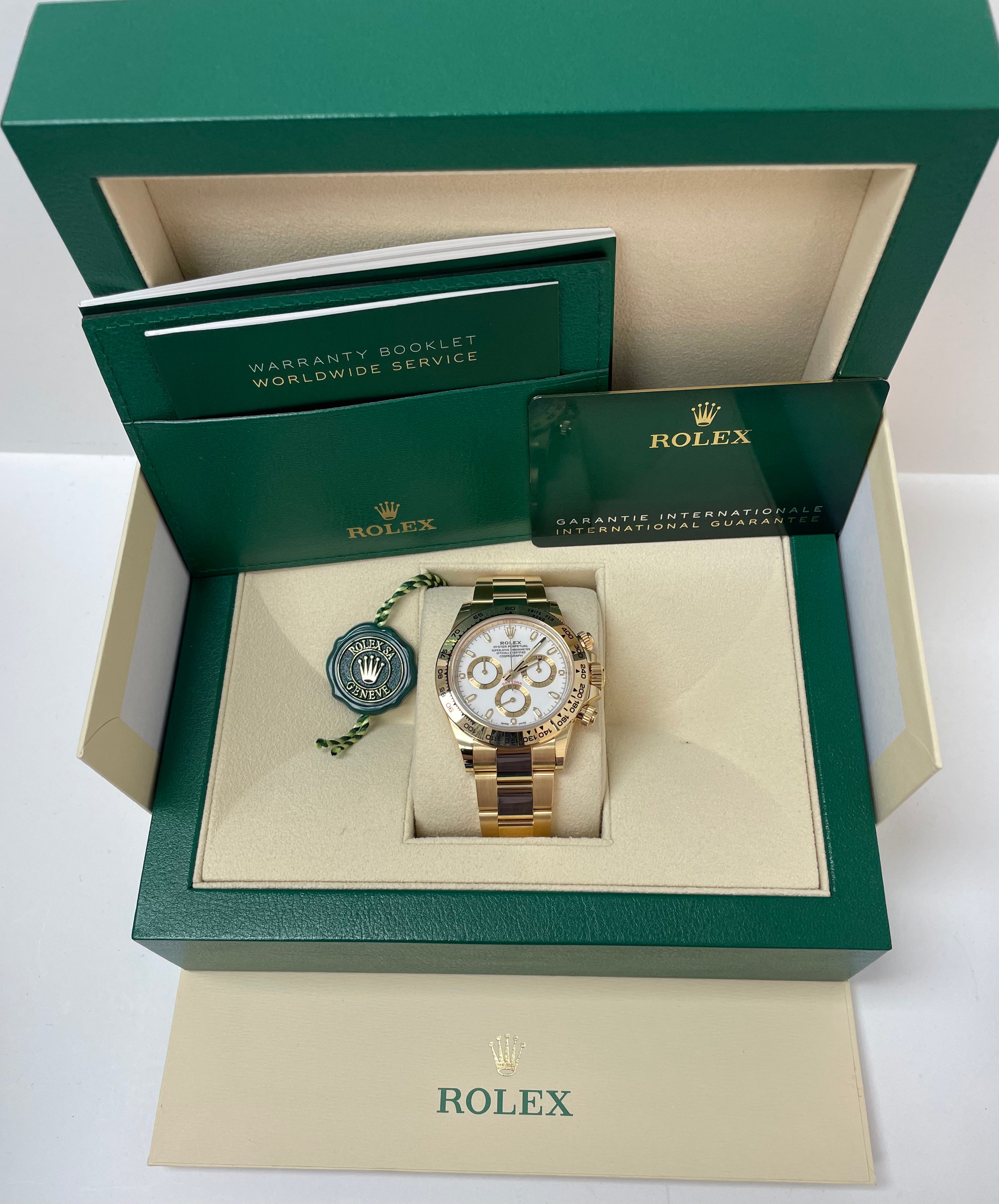 Rolex Cosmograph Daytona 40mm 18K Yellow Gold Men's Watch with White Index Dial - Ref.116508 | Luxury Chronograph Timepiece for Business, Racing & Special Occasions