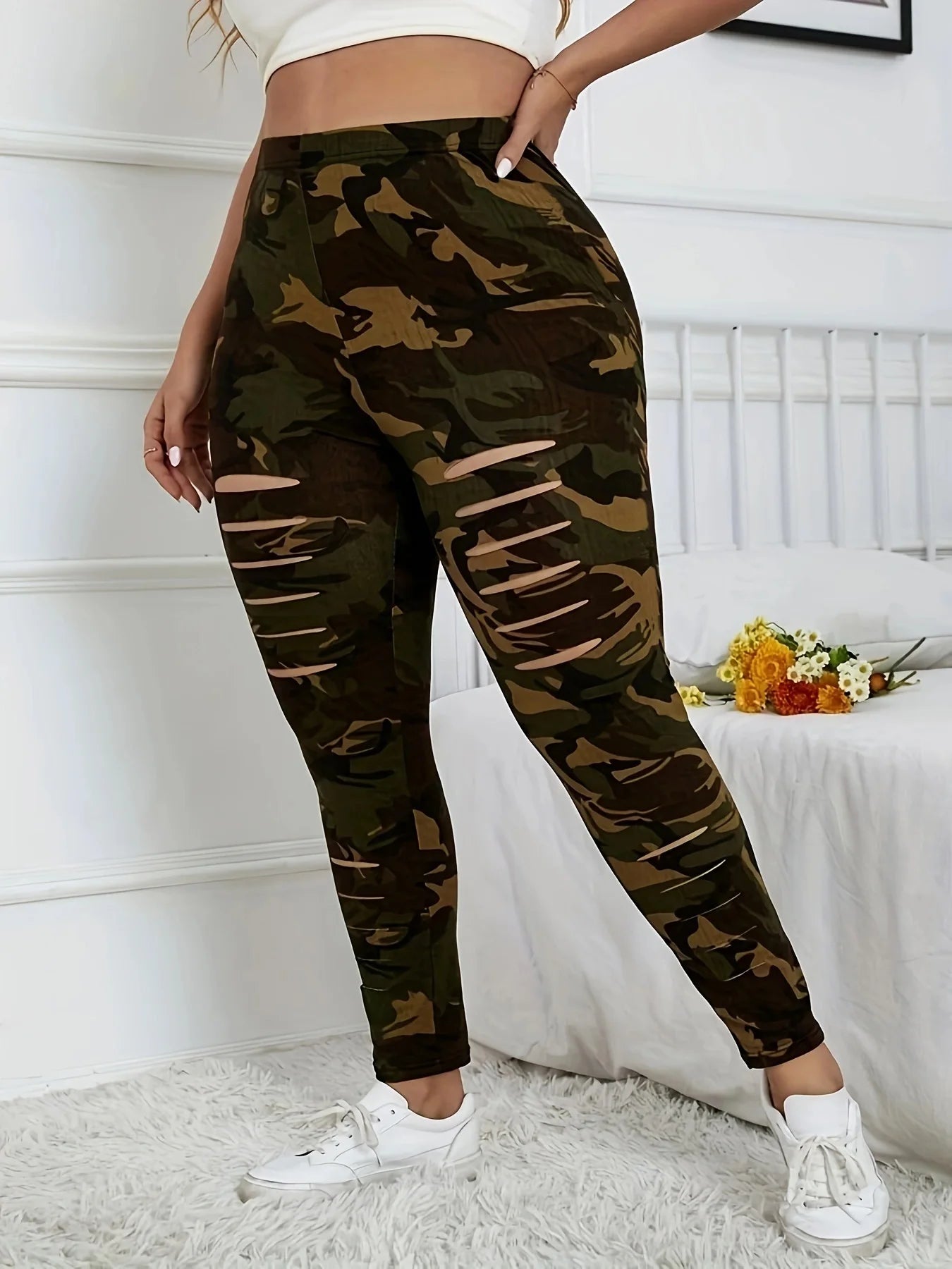 Plus Size Women's Camouflage Ripped Niner Pants - Trendy Ripped Front Leggings with Wrapped Waist & Tight Fit - Perfect for Casual Wear, Street Fashion & Outdoor Activities