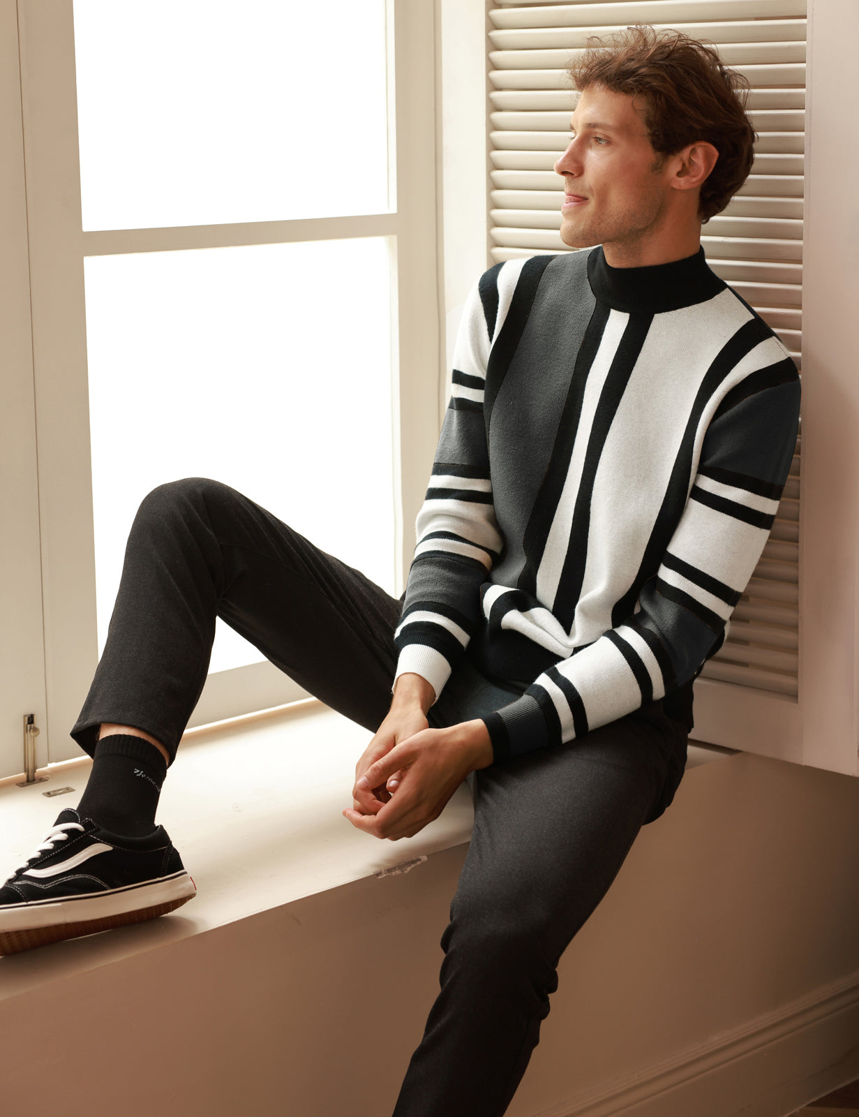 Vintage Striped Pullover Sweater for Men - Stand Collar Mock Neck Jumper - Perfect for Casual Wear, Fall & Winter Outfits, and Office Style